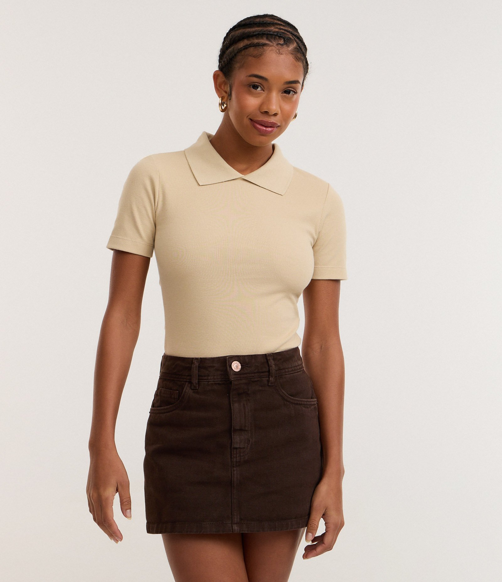 Blusa Polo em Ribana com Manga Curta Bege 1