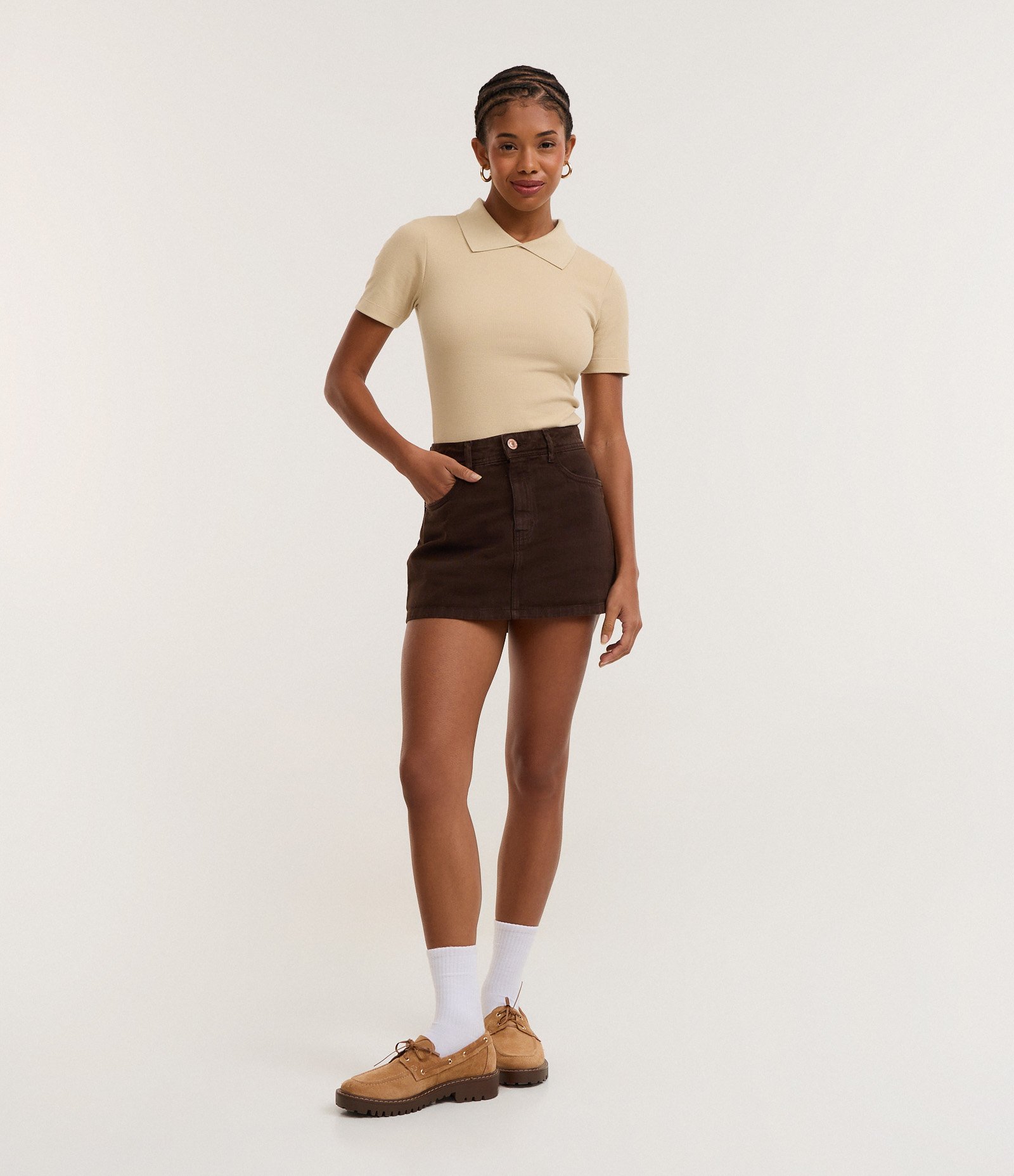 Blusa Polo em Ribana com Manga Curta Bege 2