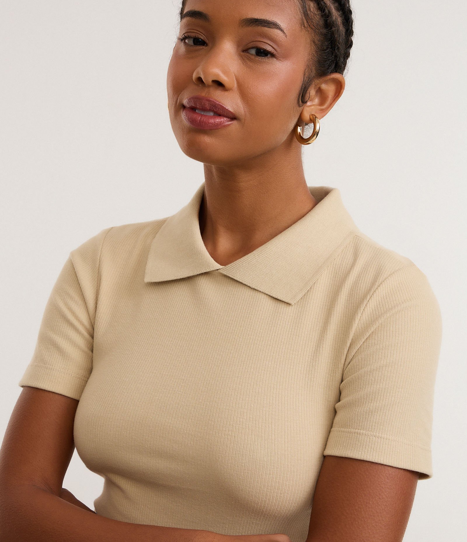 Blusa Polo em Ribana com Manga Curta Bege 3