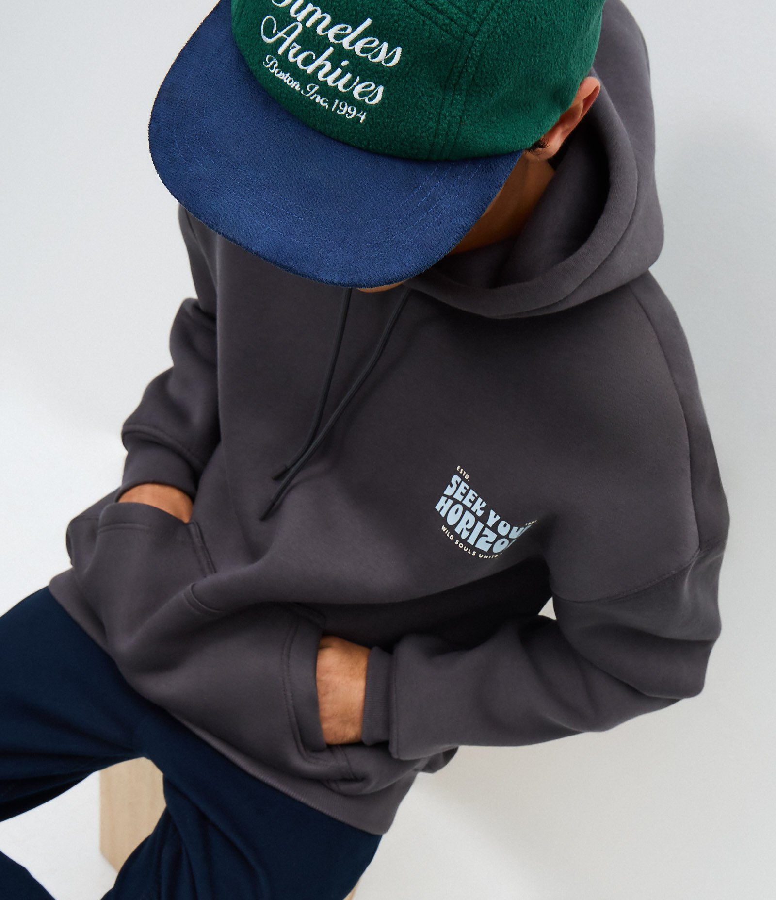 Moletom com Lettering Seek Your Horizon e Capuz Cinza 4