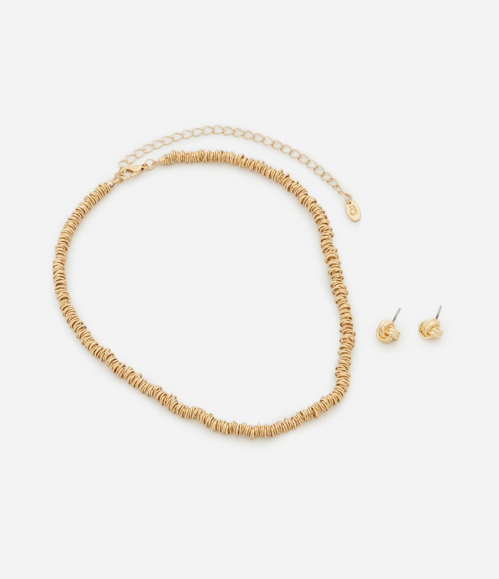 Conjunto de Colar Curto de Entremeios e Brincos Pequenos Dourado 3