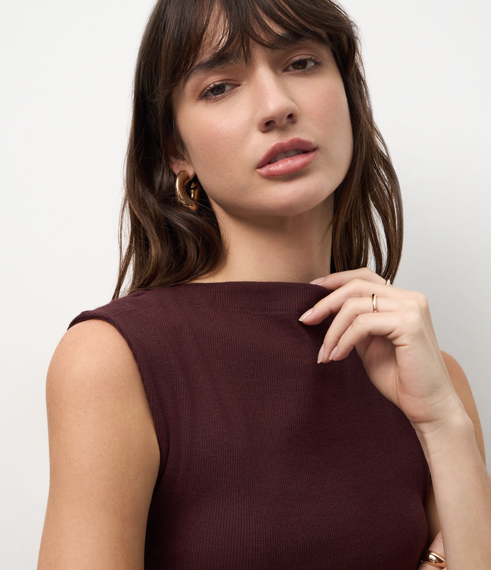 Blusa em Algodão com Gola Canoa Marrom 3