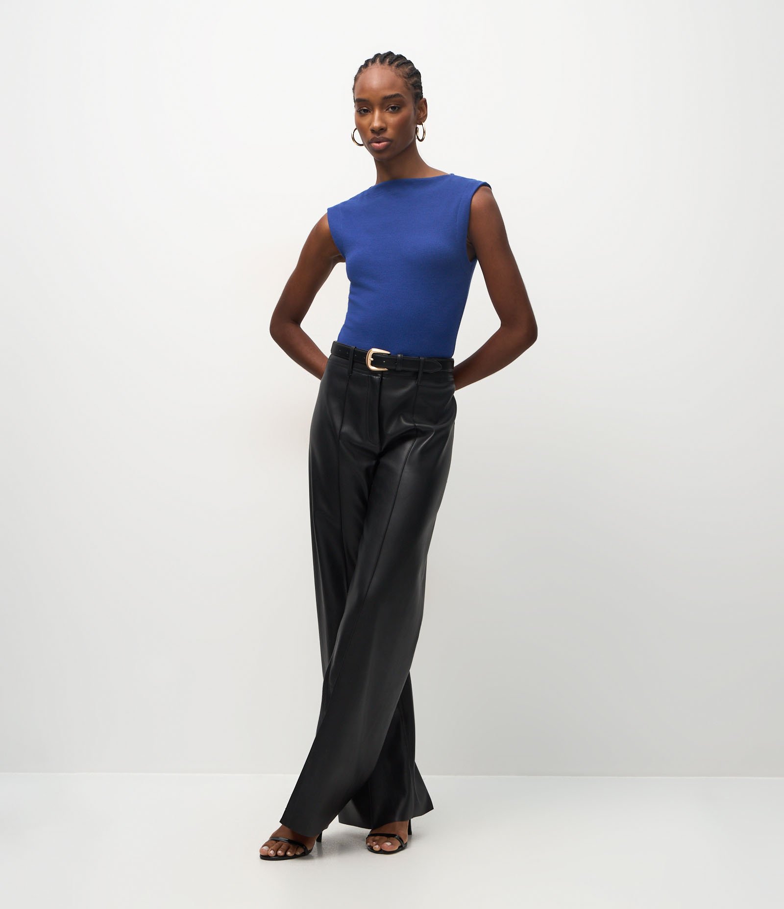 Blusa em Algodão com Gola Canoa Azul 2