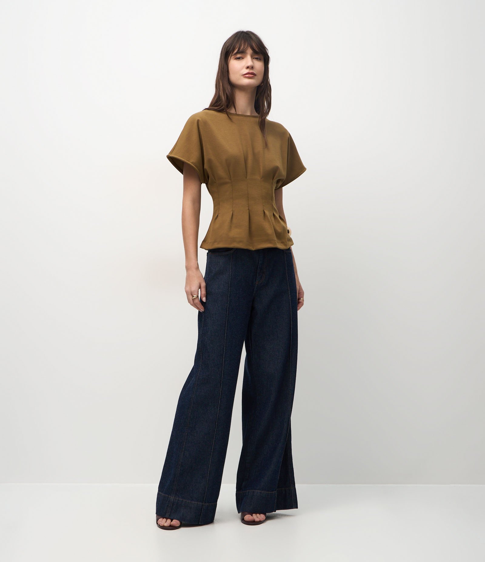 Blusa Peplum Estruturada com Pregas Frontais Verde 2