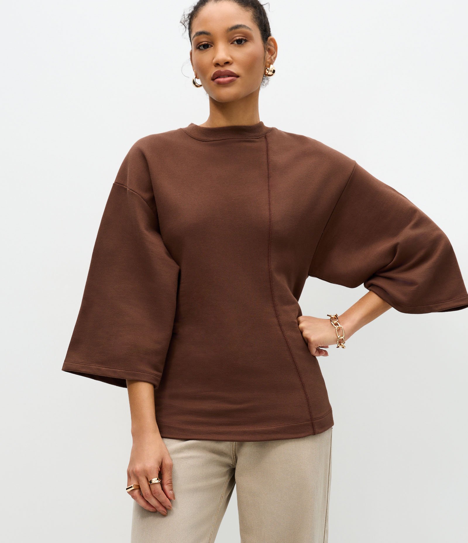 Blusa Moletom Acinturada com Mangas Amplas Marrom 1
