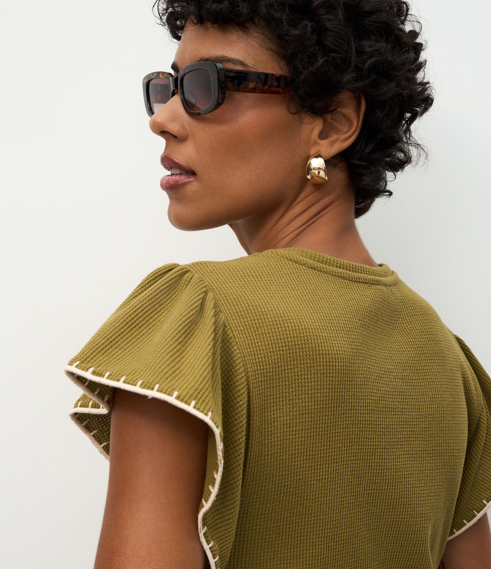 Blusa Manga Curta Texturizada com Bordado nas Mangas Verde 1