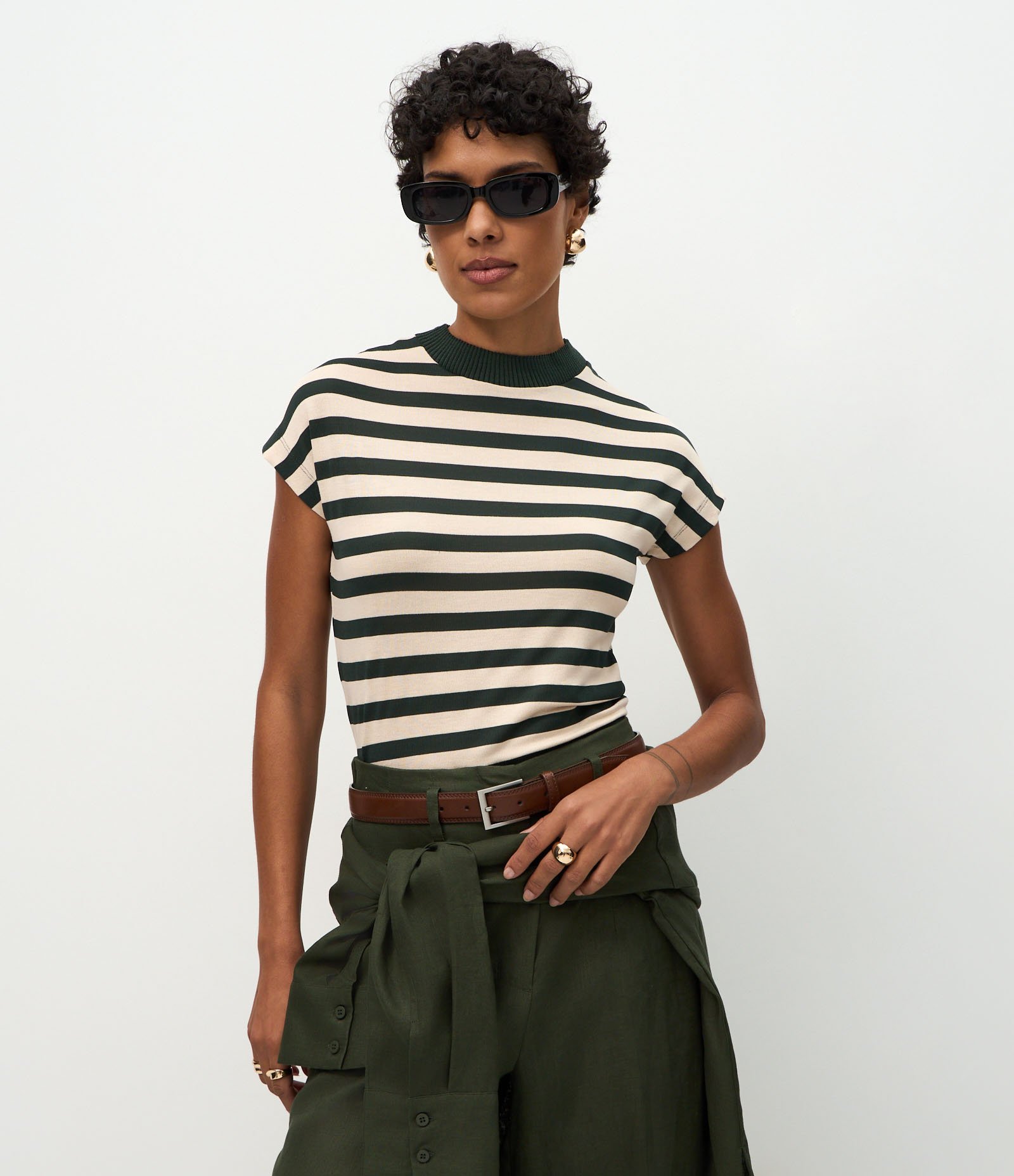 Camiseta em Tricô com Estampa Listrada e Gola Alta Off White/Verde 1