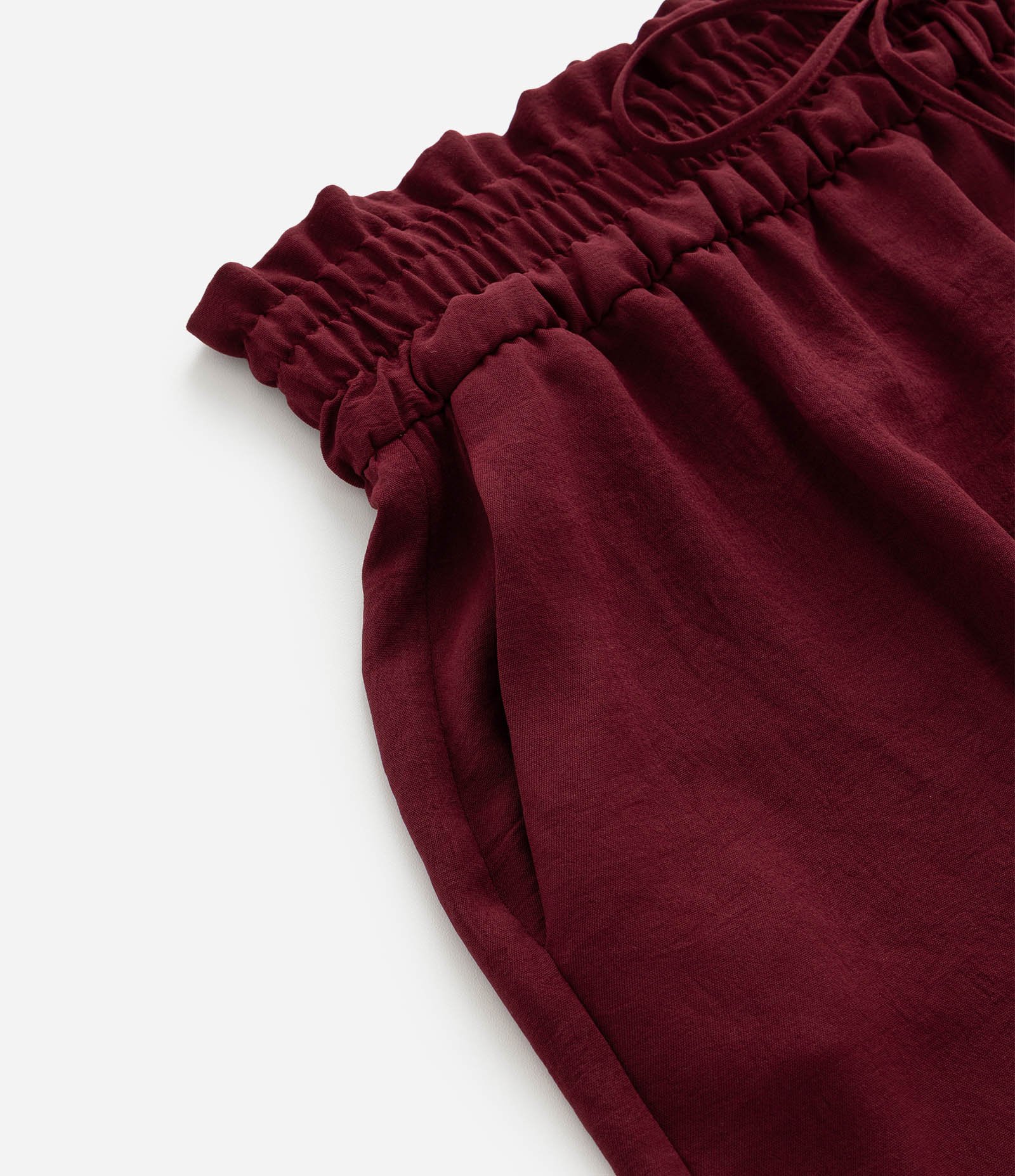 Short Curto em Crepe com Cós Elástico Curve & Plus Size Vermelho 4