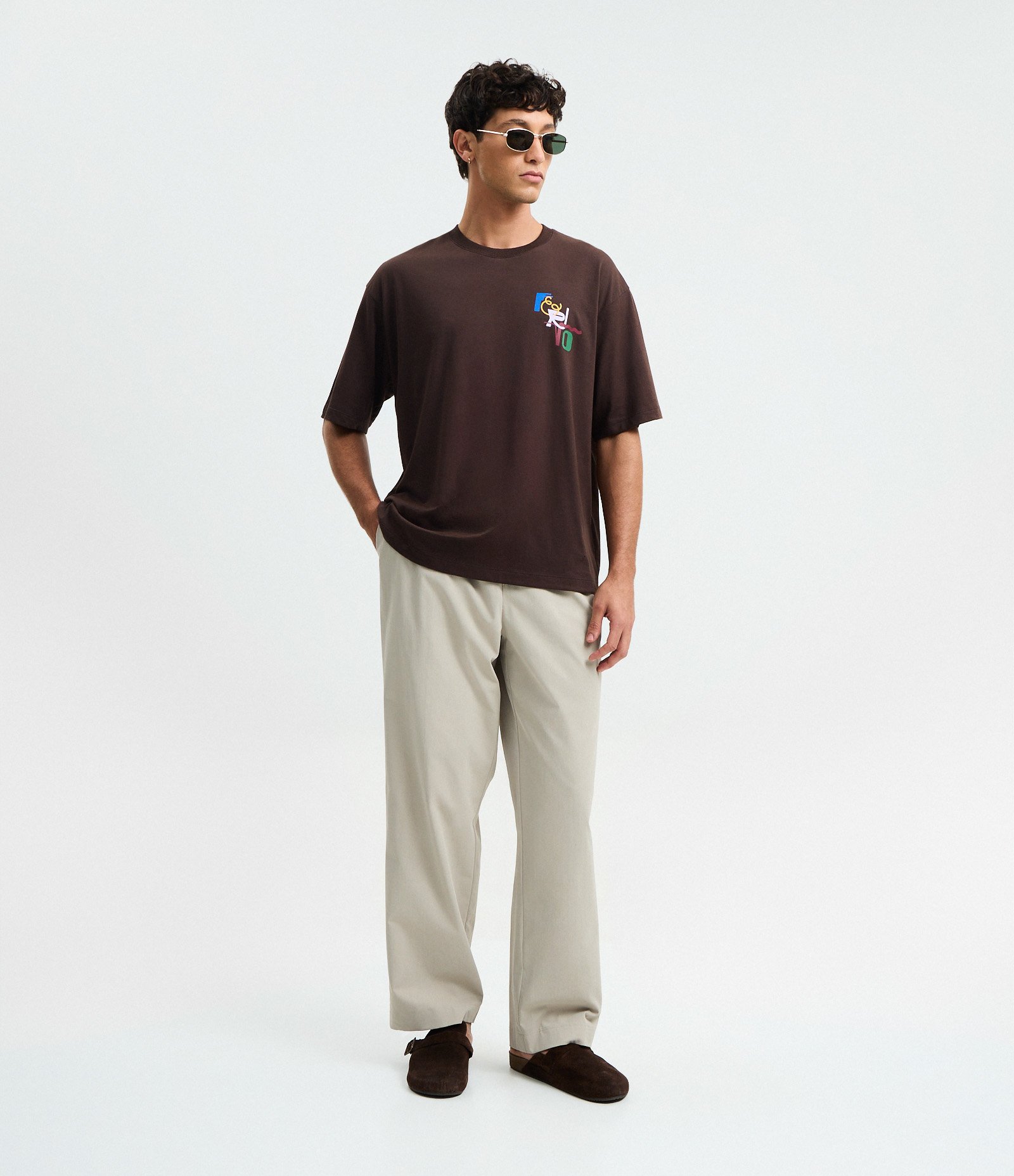 Camiseta Boxy com Manga Curta e Lettering Fervo Rio Marrom 2