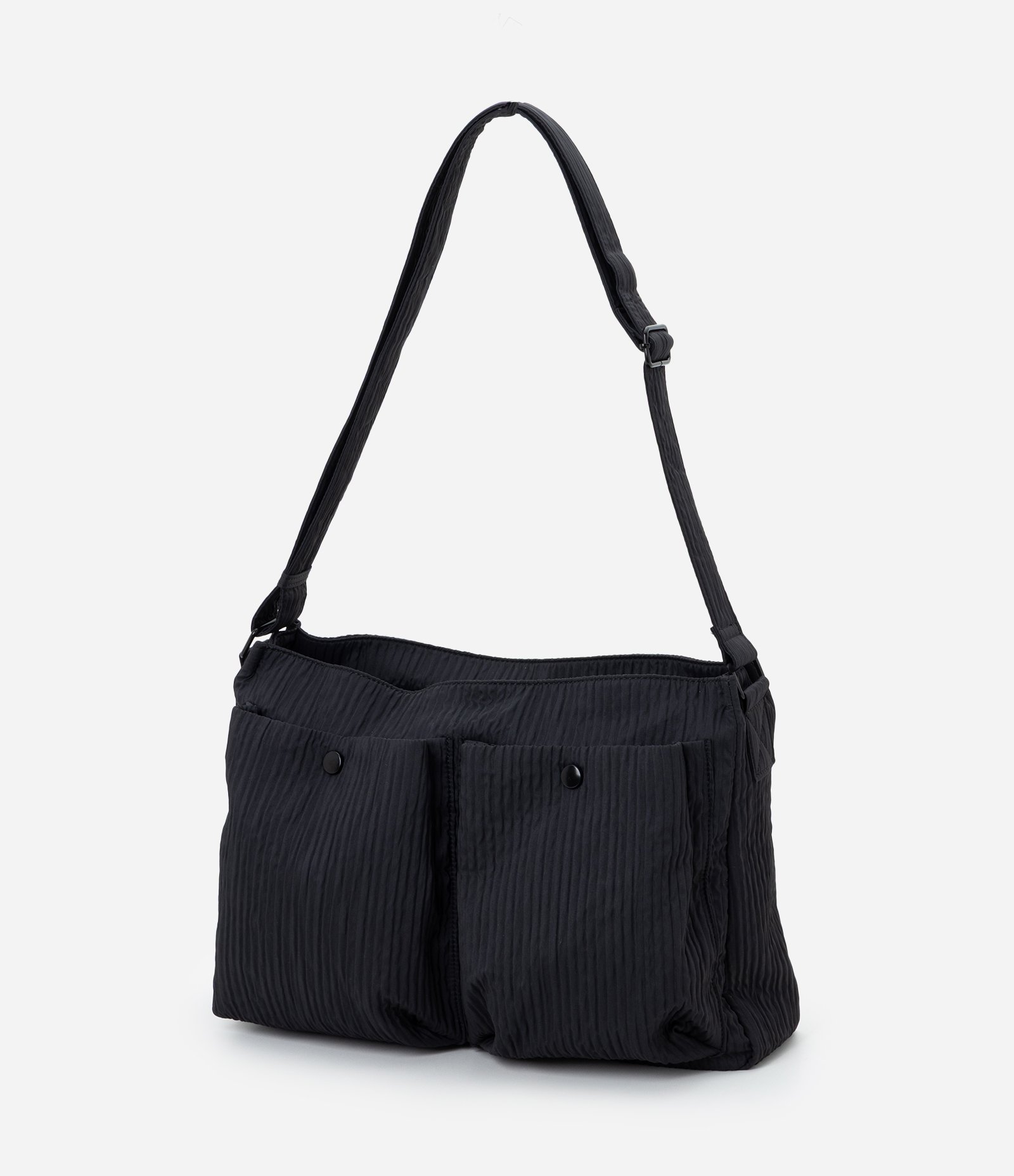 Bolsa Masculina Messenger Texturizada com Bolsos Frontais Preto 8