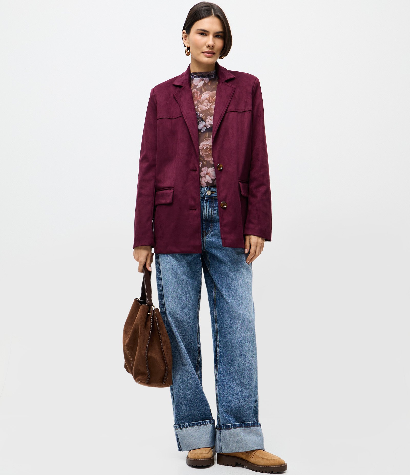 Blazer em Suede com Bolsos e Gola Estruturada Vinho 2