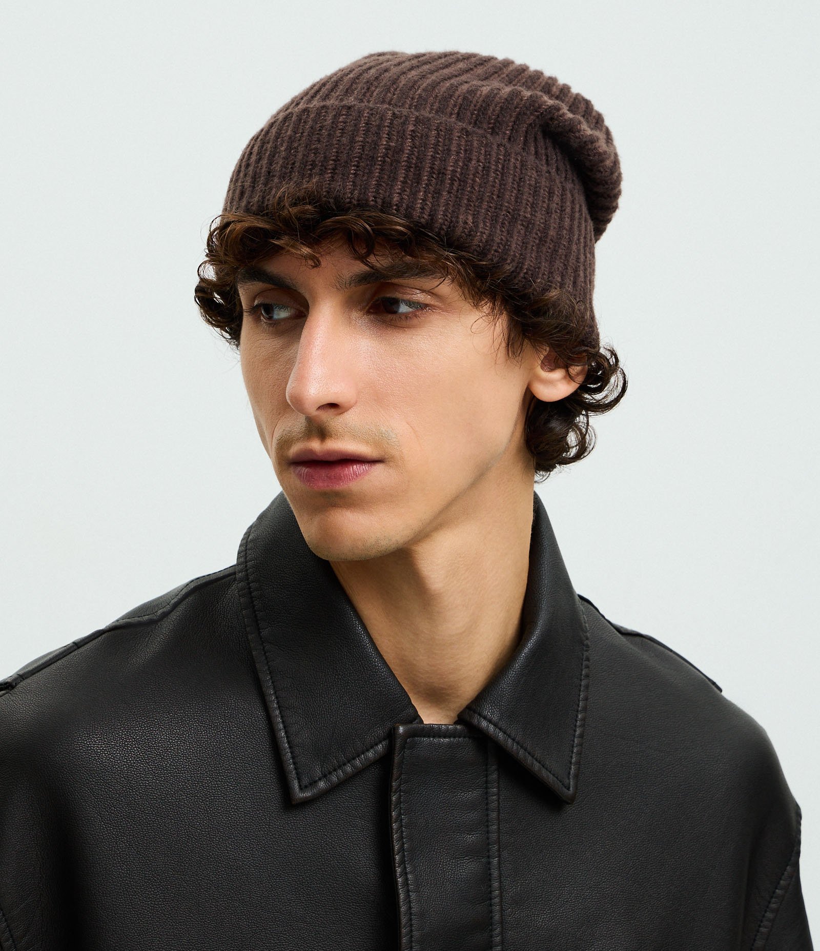 Gorro com Efeito Tricô e Gradiente Marrom 3