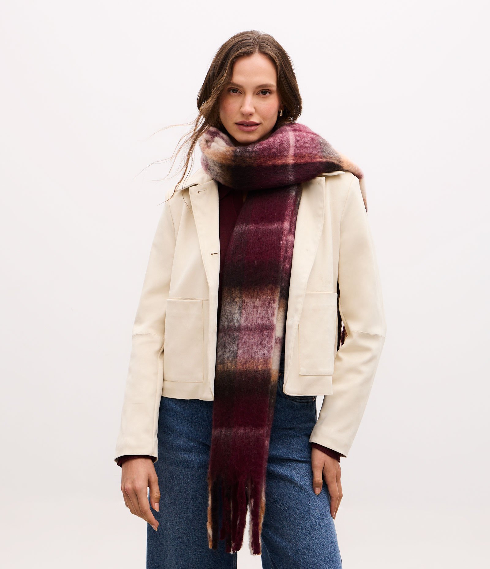 Cachecol em Tricô com Estampa Xadrez Vermelho 1