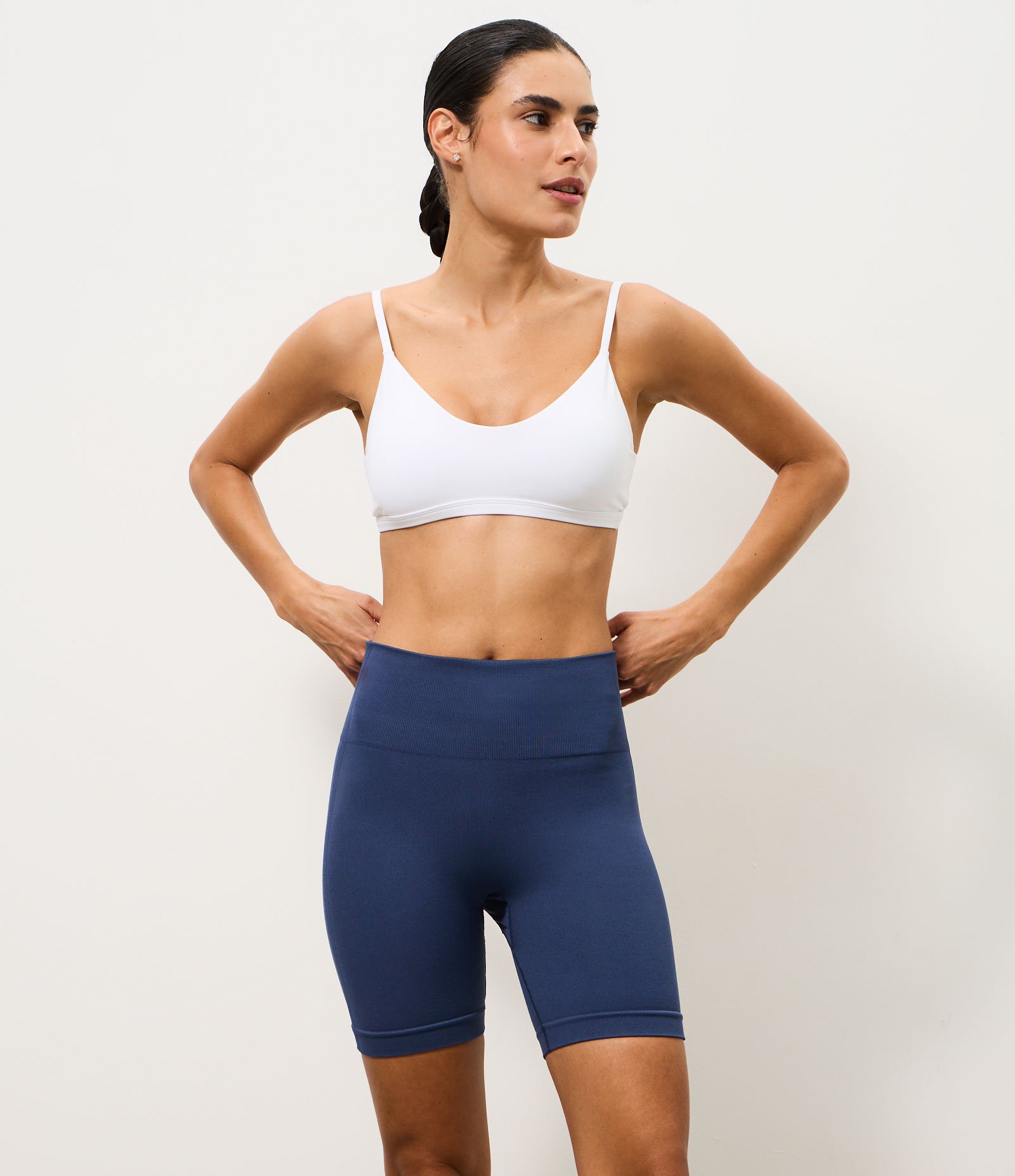Bermuda Esportiva Canelada em Ribana Seamless Azul 2