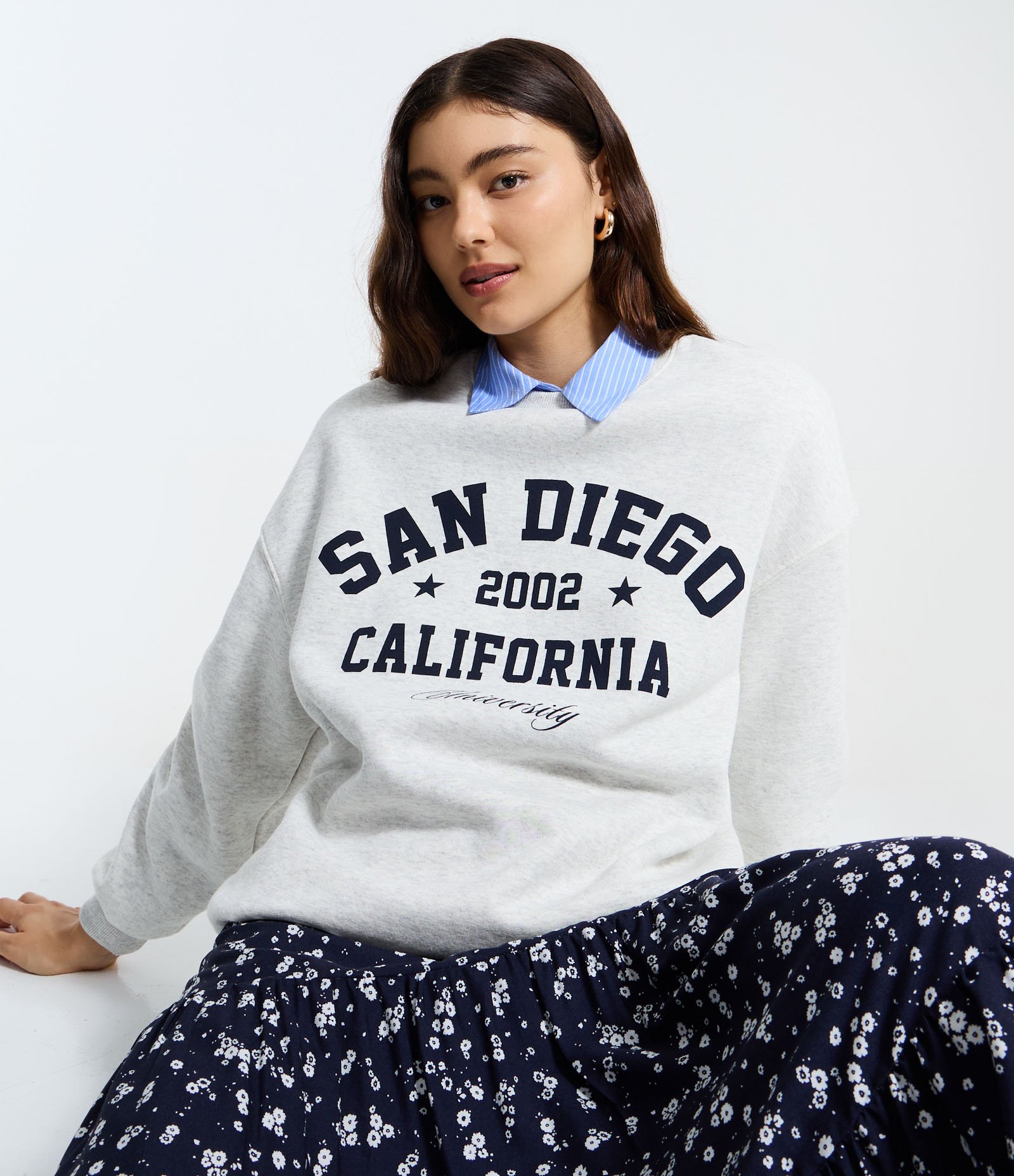 Casaco Fechado College em Moletinho com Lettering San Diego Cinza 1