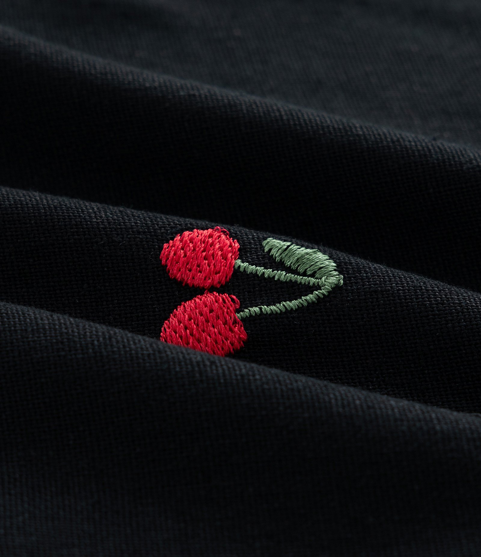 Vestido Infantil com Bordado de Cereja – Tam 5 a 14 Anos Preto 3
