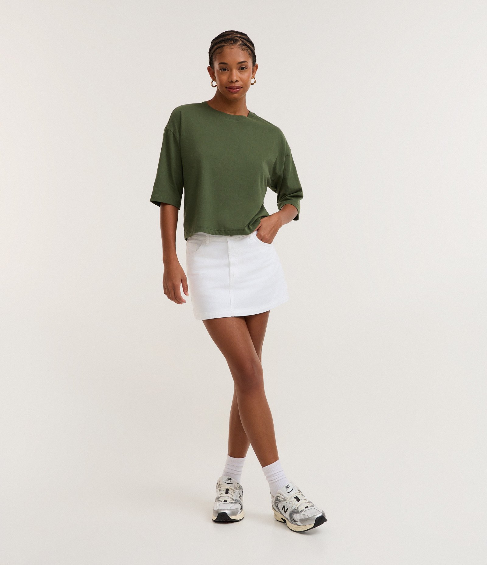 Camiseta Cropped em Algodão com Manga Curta Verde 2