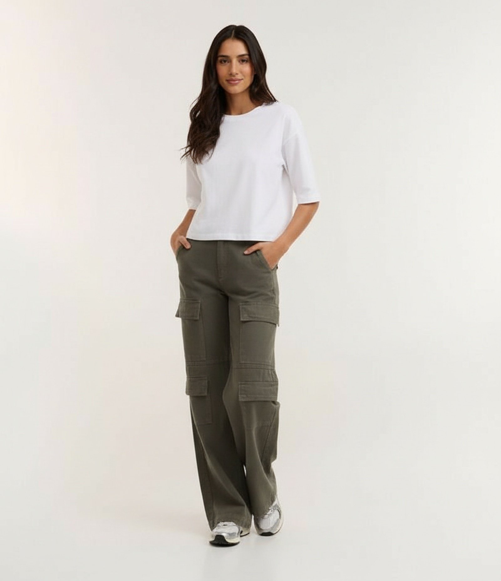 Camiseta Cropped em Algodão com Manga Curta Branco 4