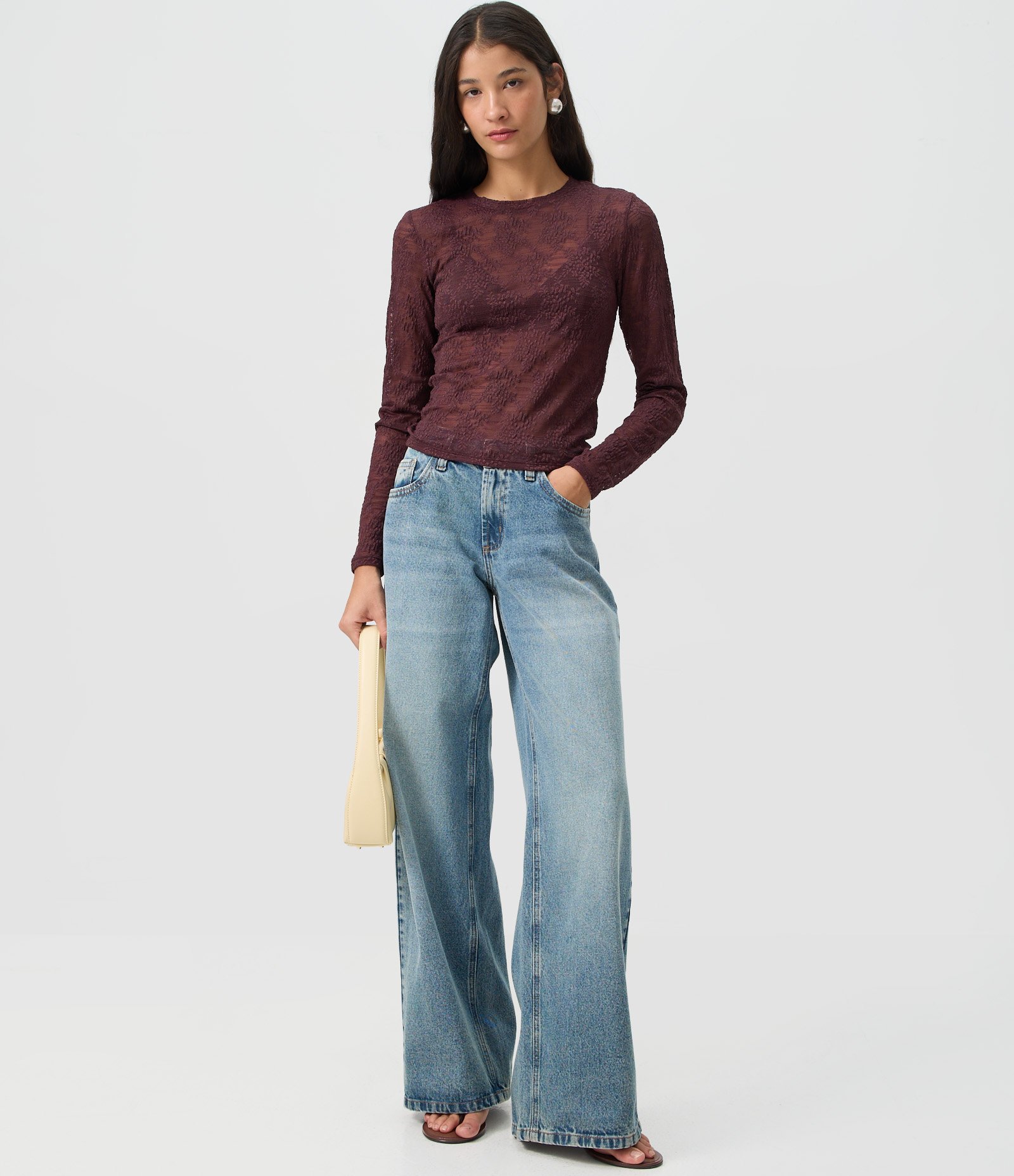 Blusa Slim Manga Longa em Renda Floral Vinho 2