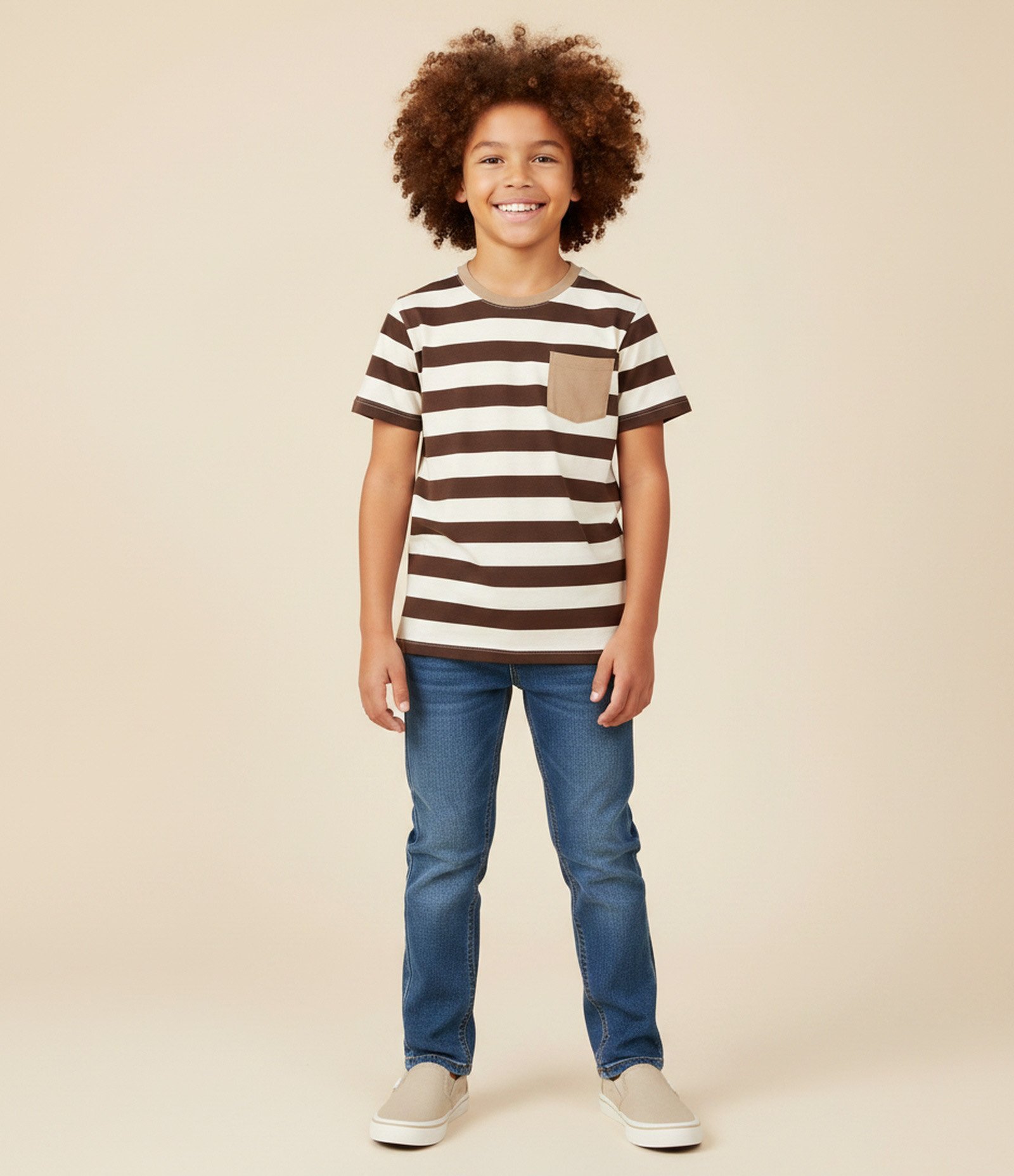 Camiseta Infantil Regular com Estampa de Listras e Bolso - Tam 5 a 14 Anos Marrom/Bege 1