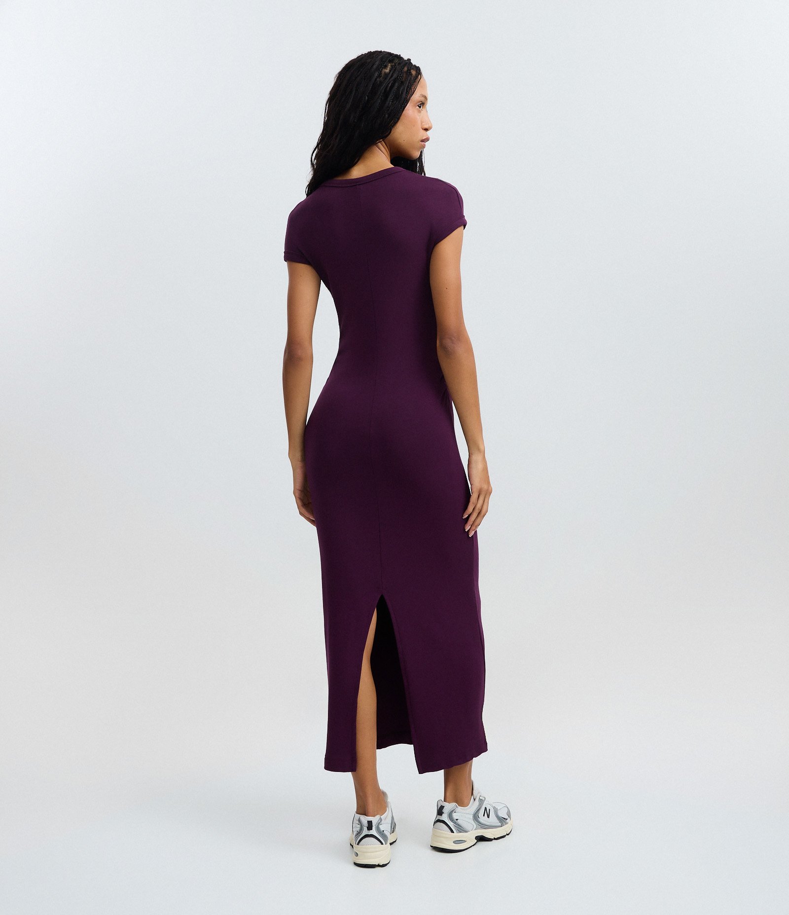 Vestido em Ribana com Ombro Caído e Fenda Roxo 2