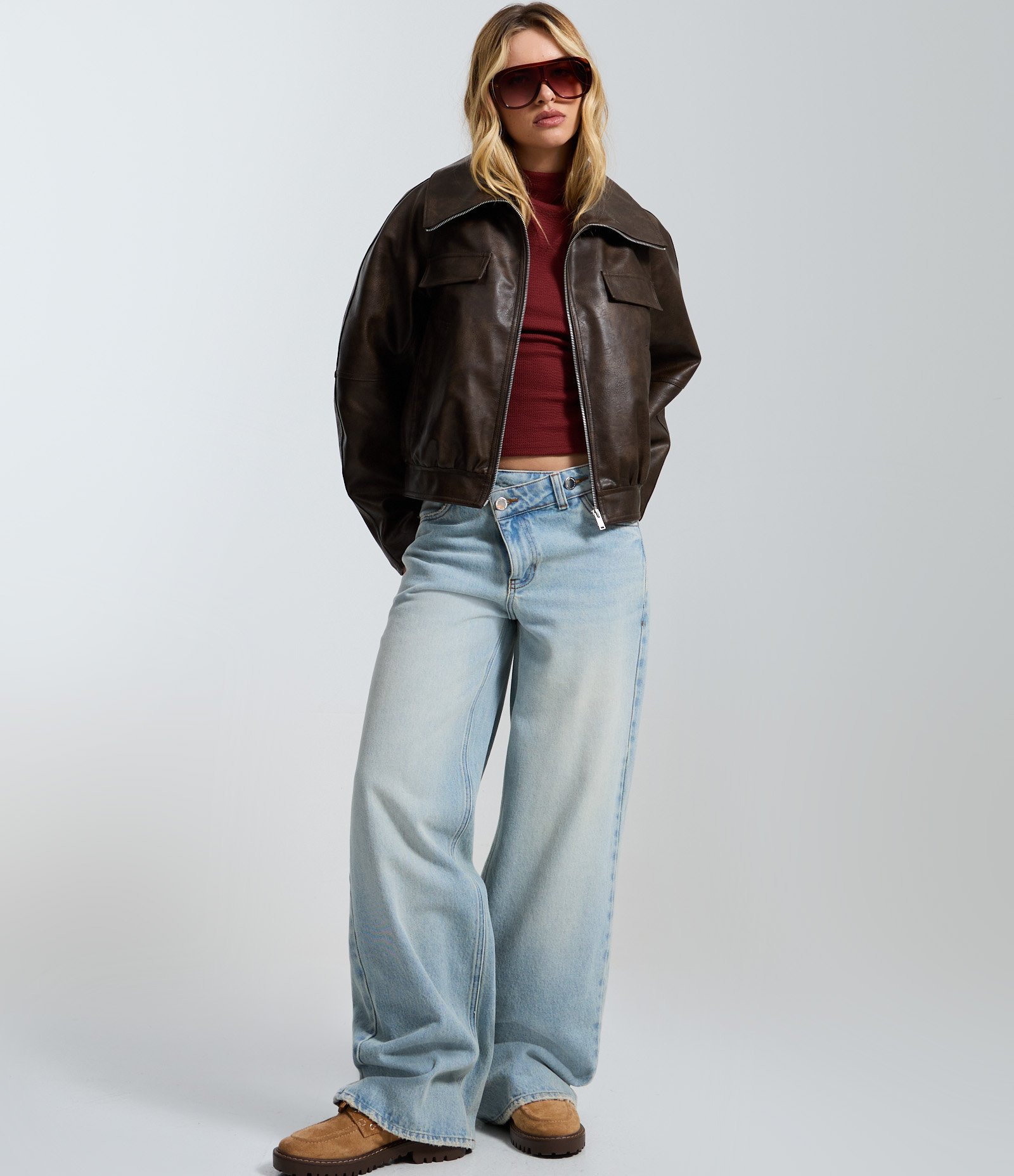 Blusa Canelada Sem Manga em Algodão com Golinha Vermelho 2