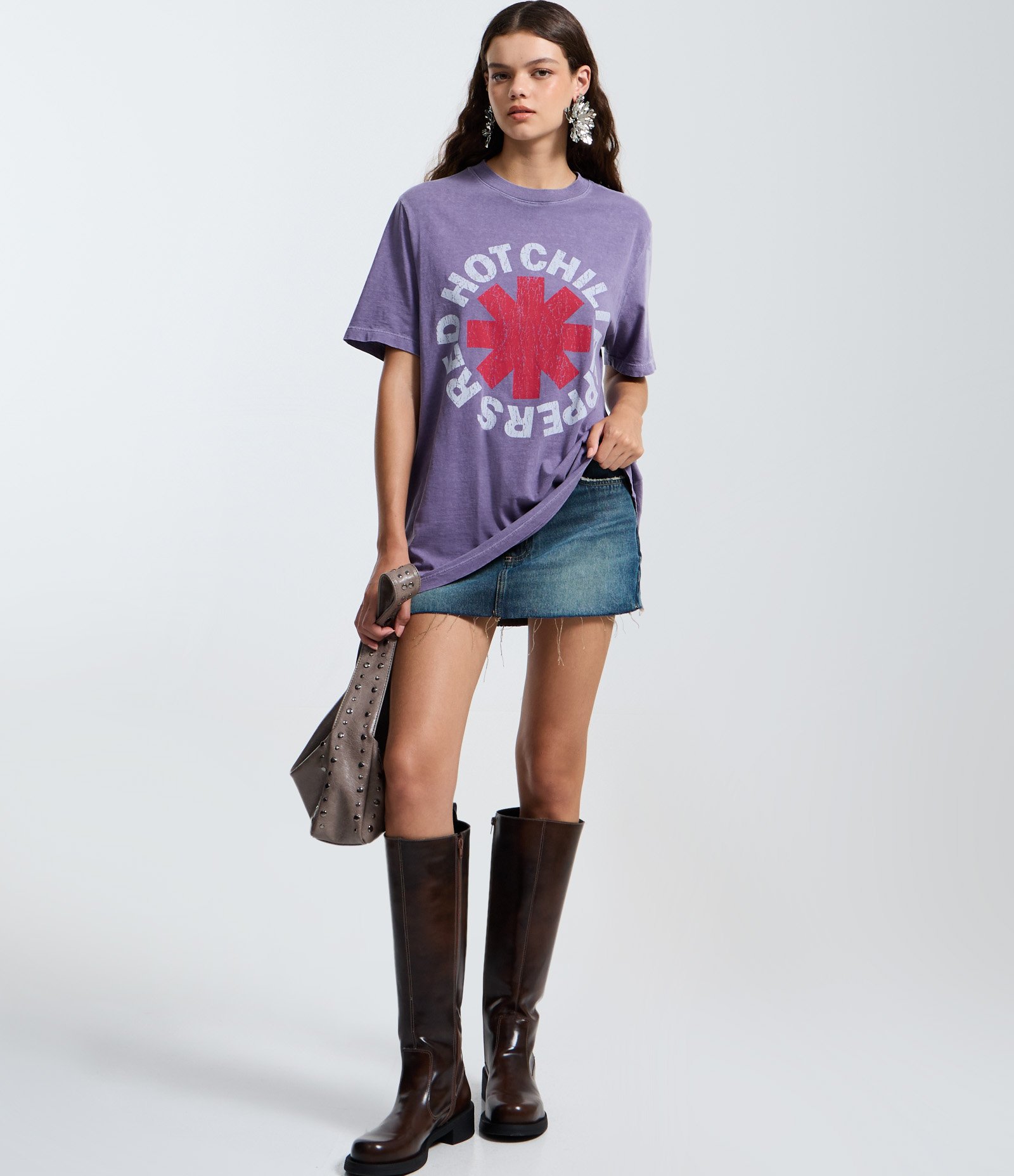 Camiseta em Algodão com Estampa Red Hot Chili Peppers Lilás 2