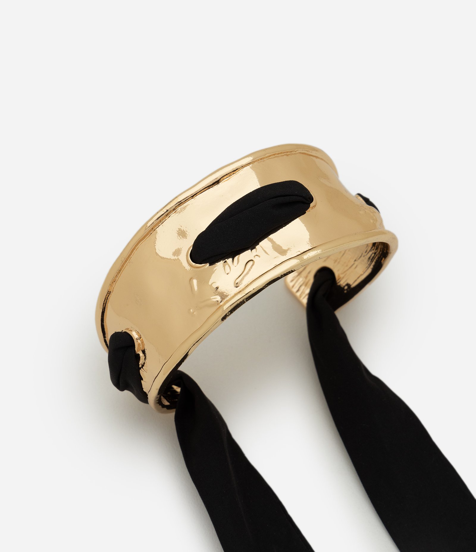 Bracelete Rígido em Metal com Tecido Entrelaçado Dourado 2