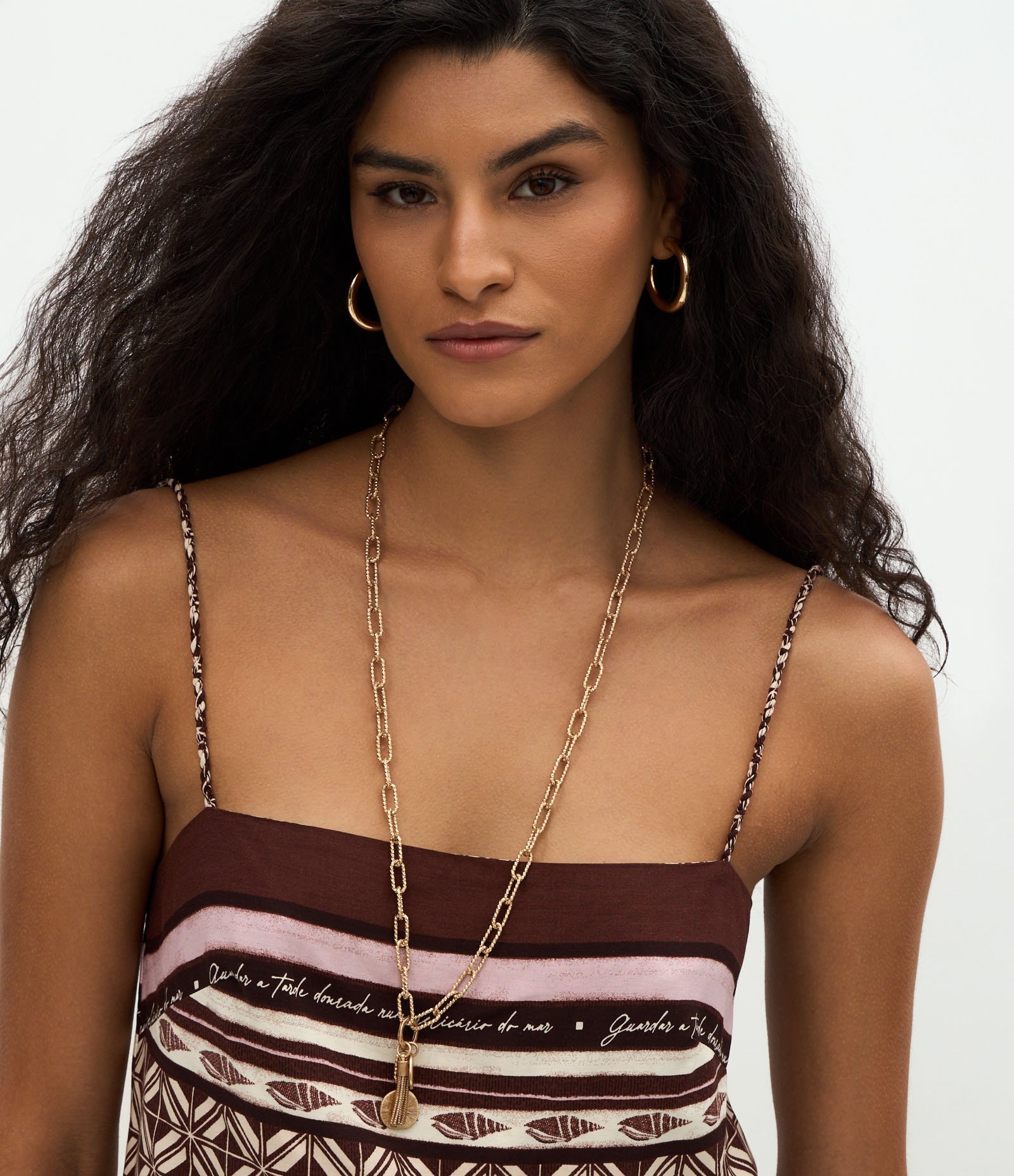 Blusa em Viscose com Estampa Geométrica Marrom 3