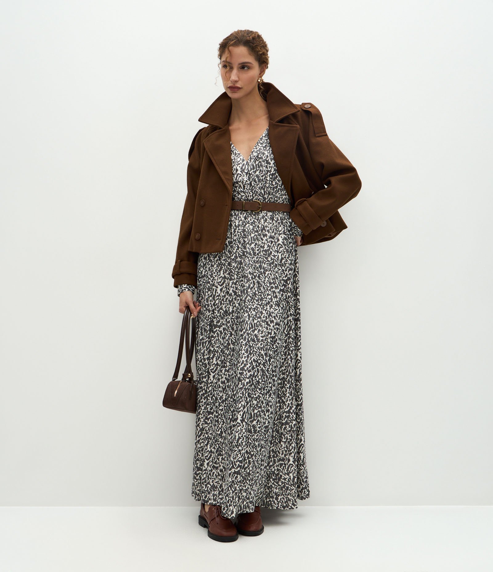Vestido Midi Acetinado com Cinto em Suede Cinza 1