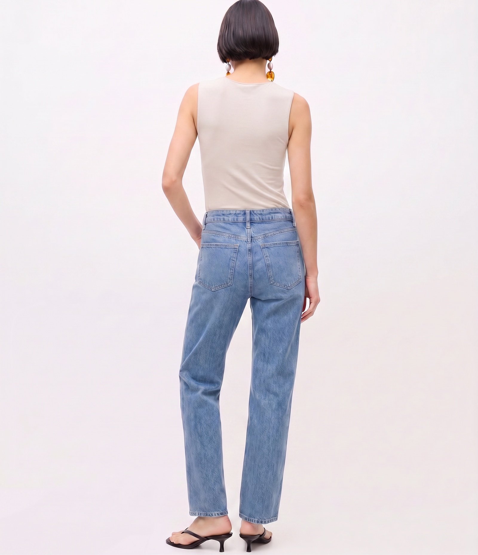 Blusa Ponto Roma sem Manga com Recortes Frontais Off White 3