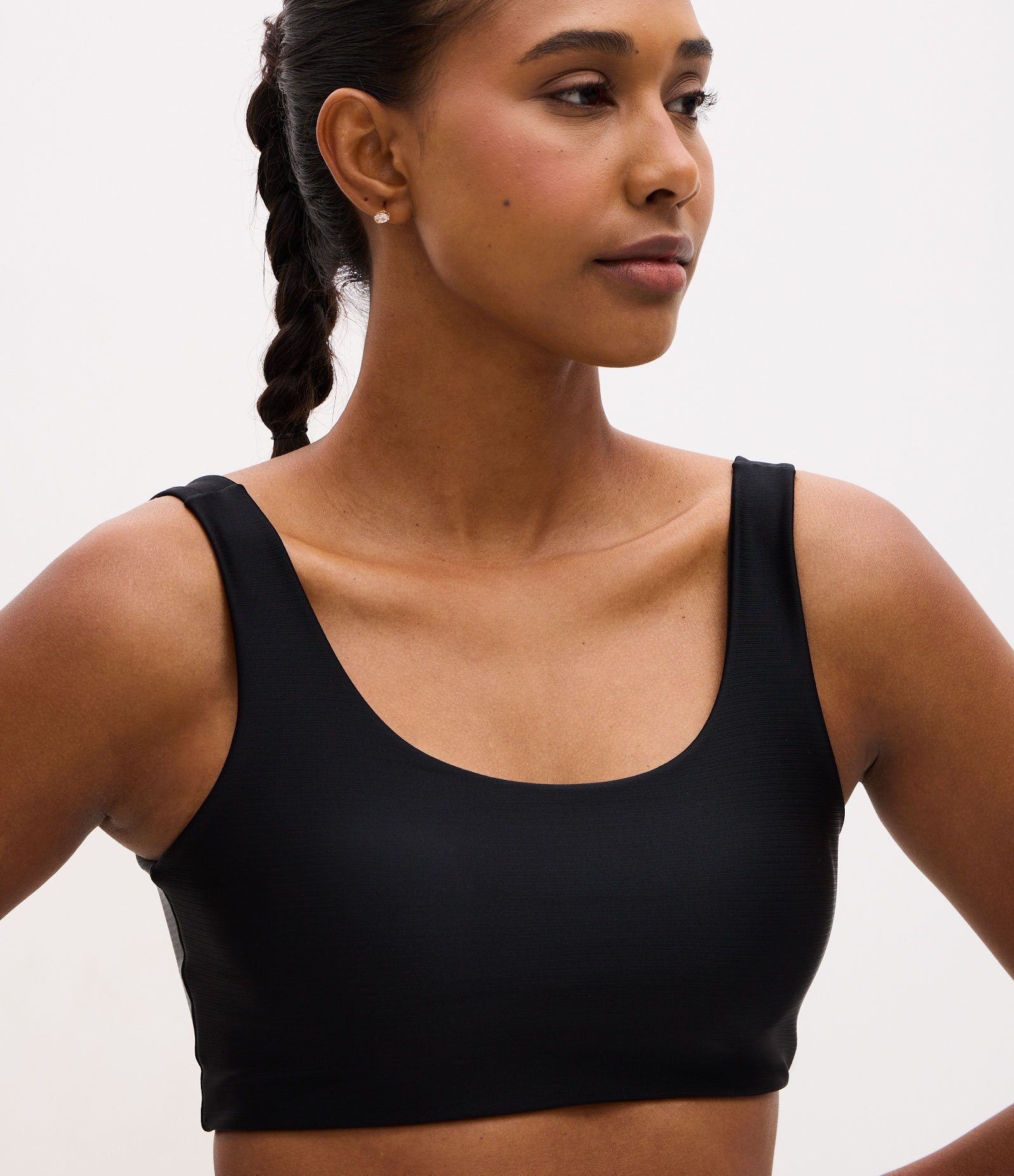 Top Esportivo em Microfibra Texturizado Preto 3