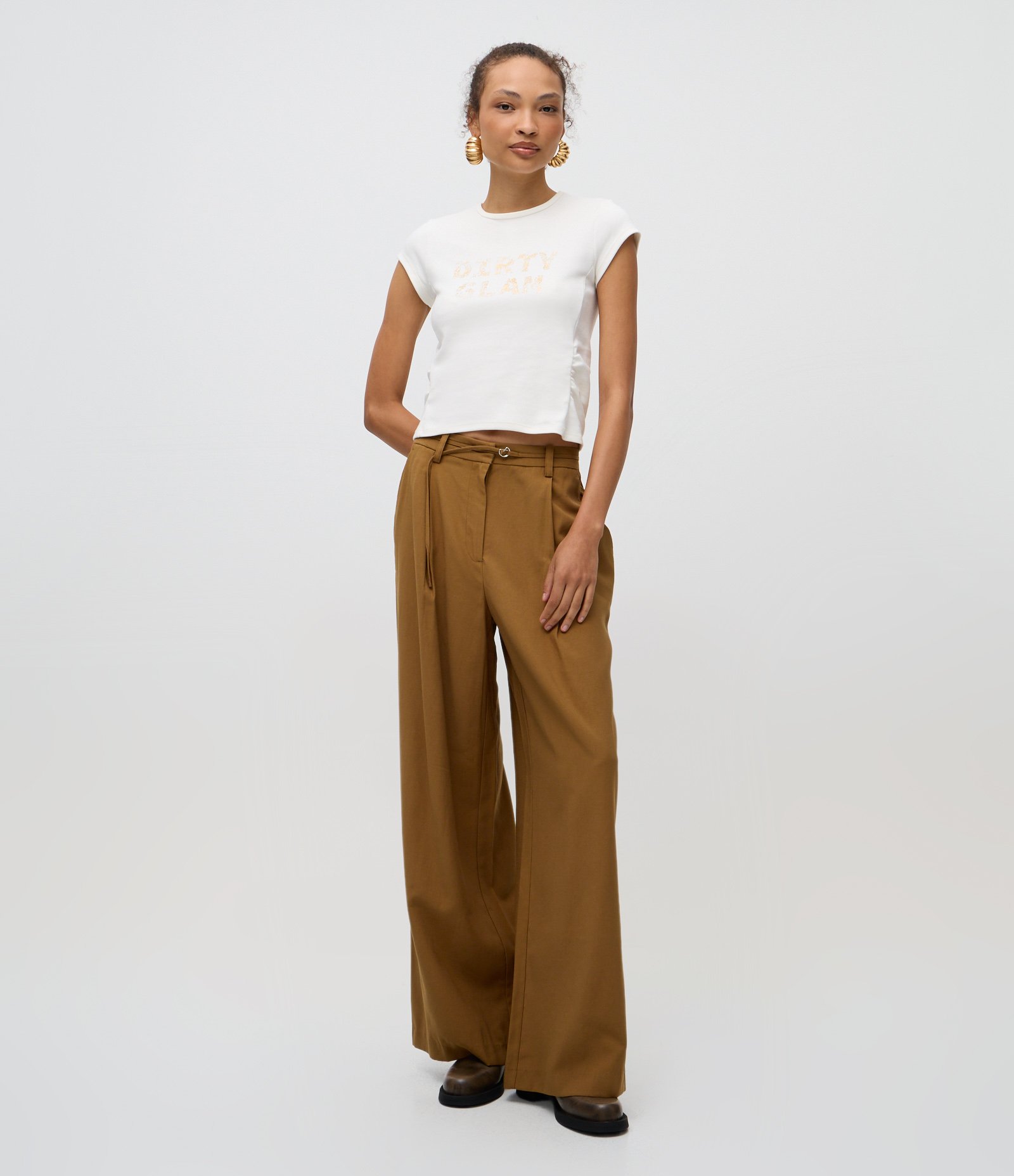 Blusa Baby Look com Lettering Dirty Glam Branco 2