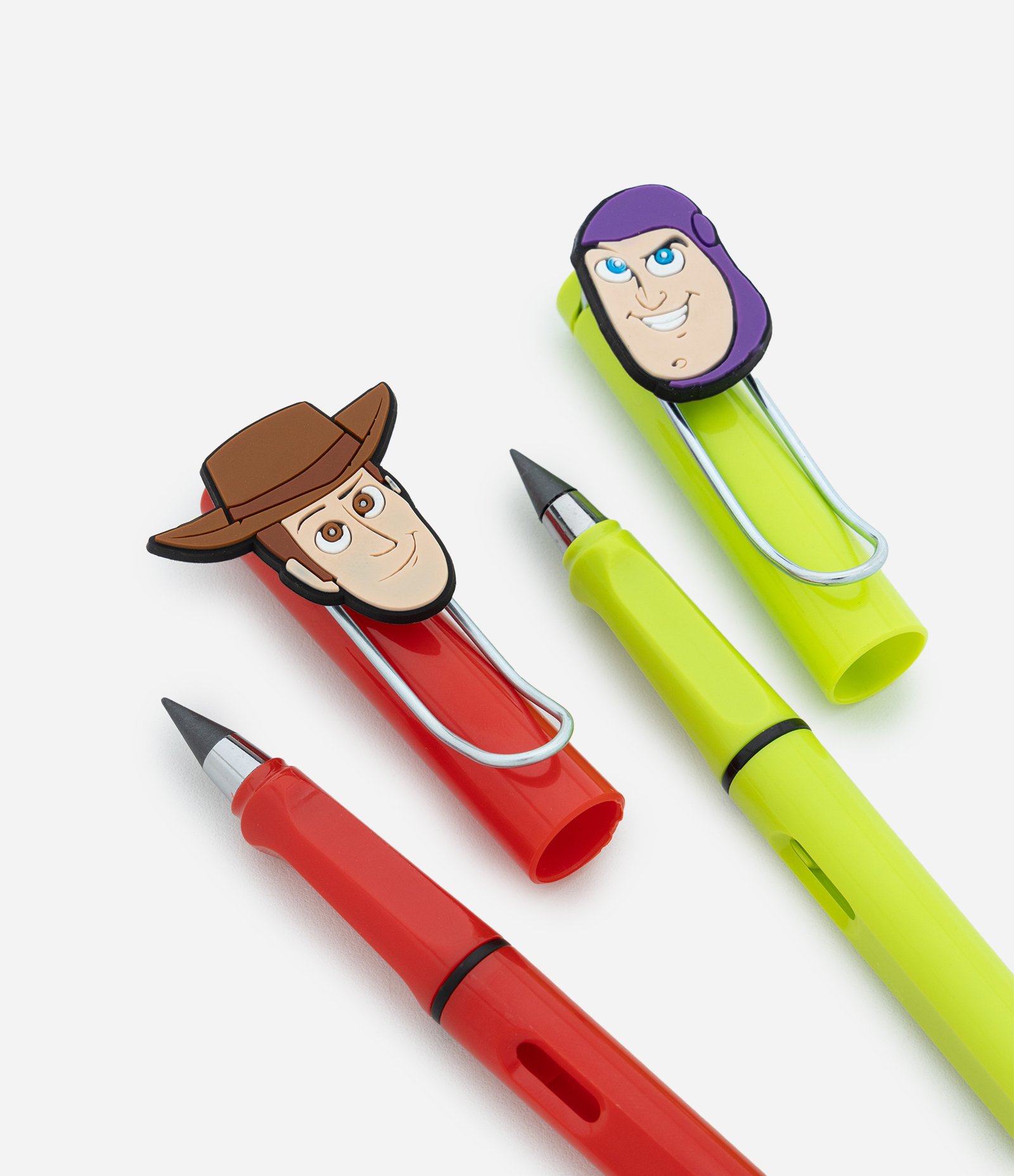 Kit 02 Lápis Infinito do Personagem Toy Story Multicores 3