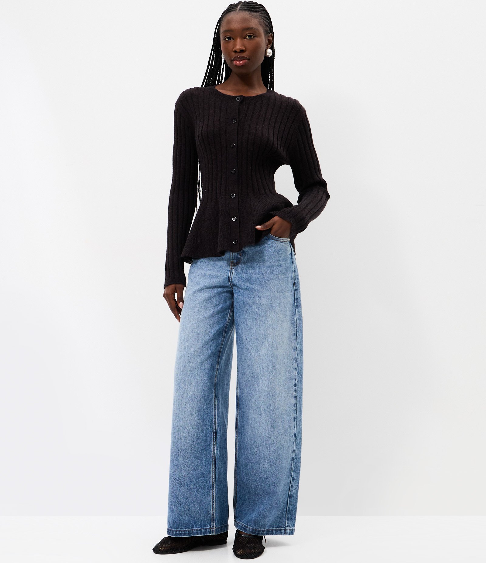 Cardigan Peplum em Tricô com Botões Frontais Preto 2