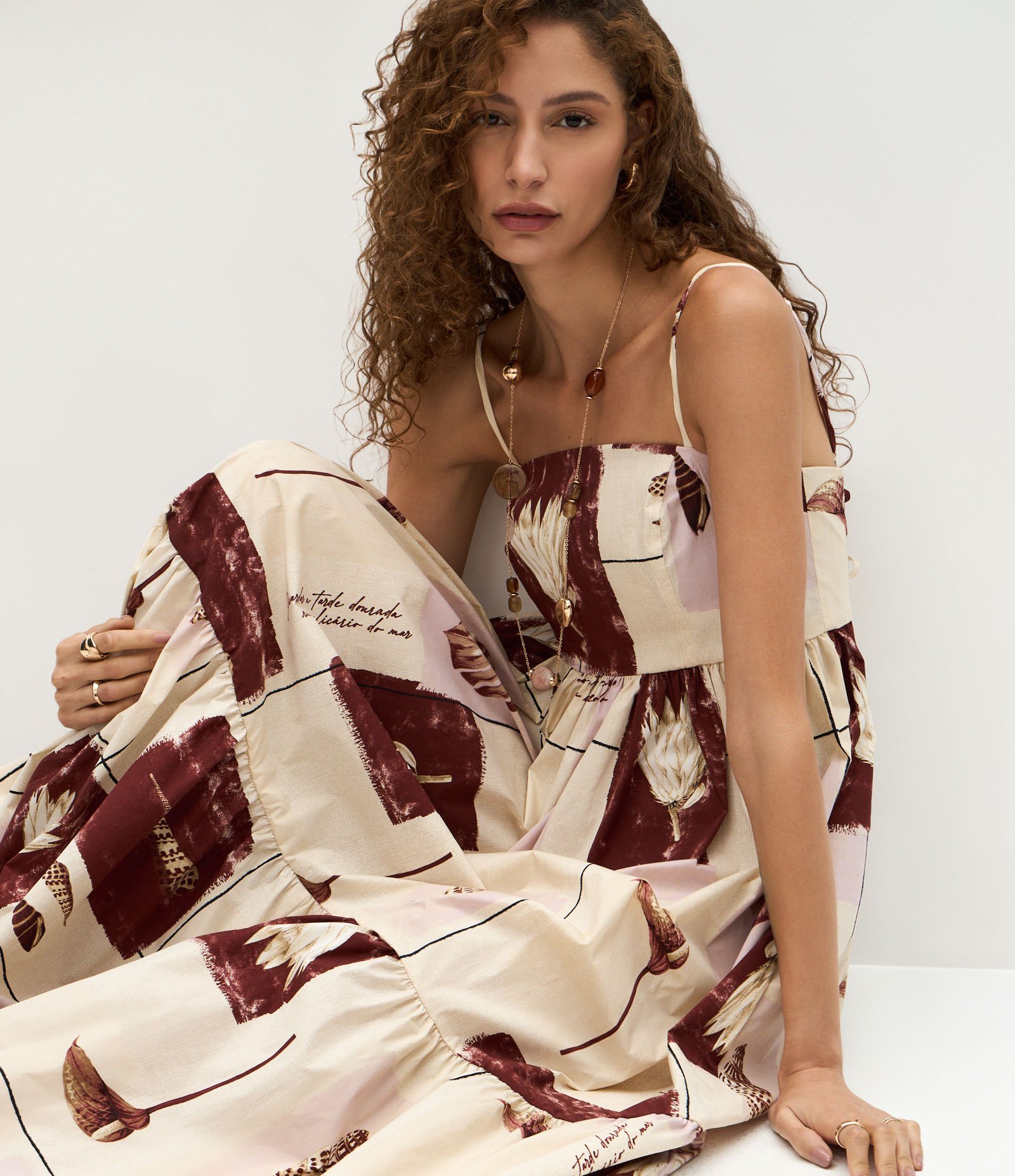 Vestido Midi Estampado em Tricoline com Decote Quadrado Multicores 1