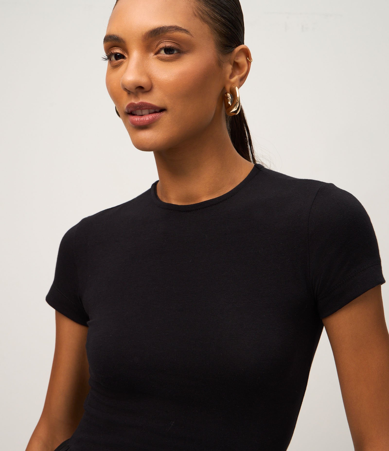 Blusa em Algodão com Manga Curta e Peplum Preto 3