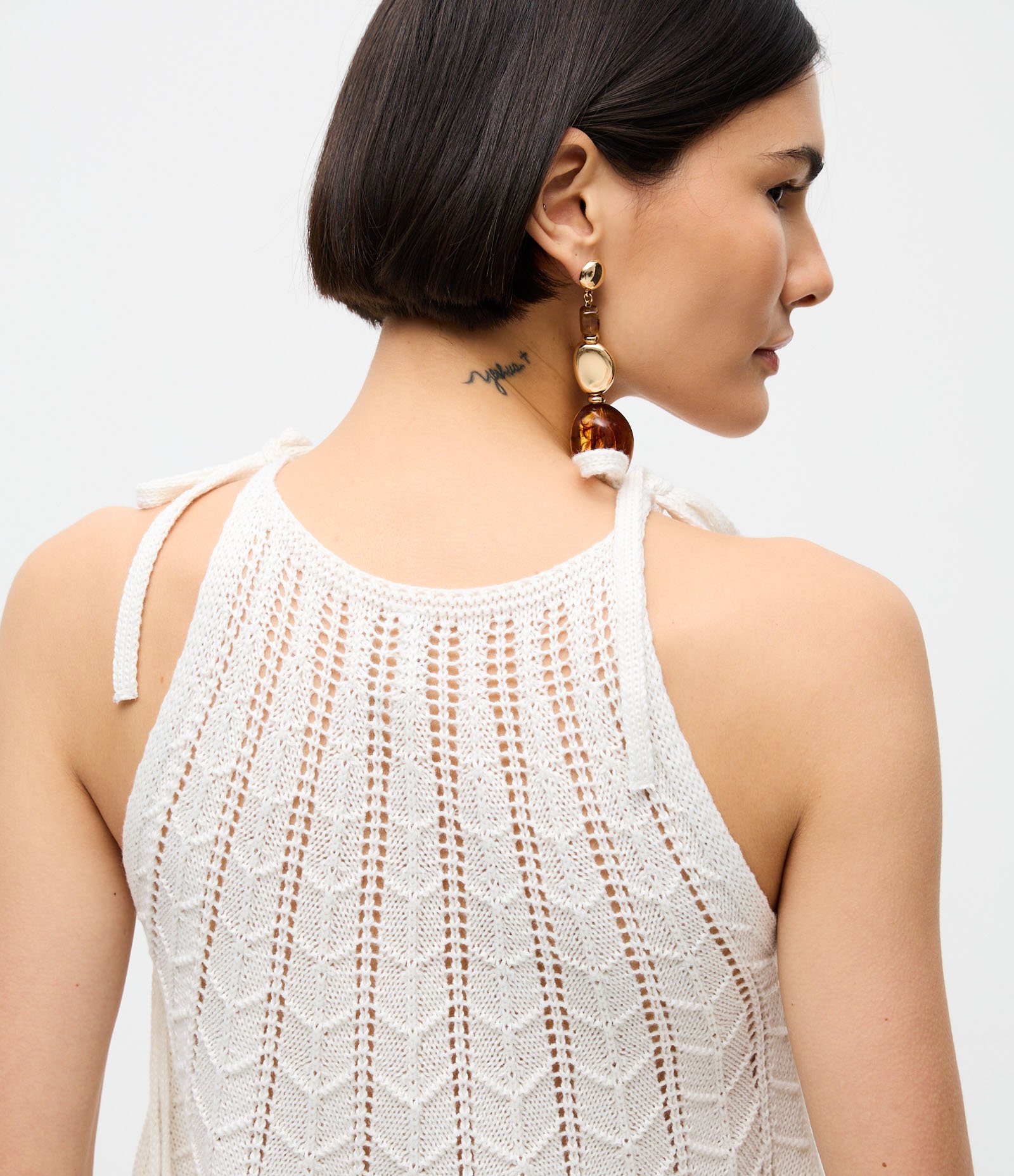 Blusa Alongada em Tricô com Amarração na Alça Branco 4
