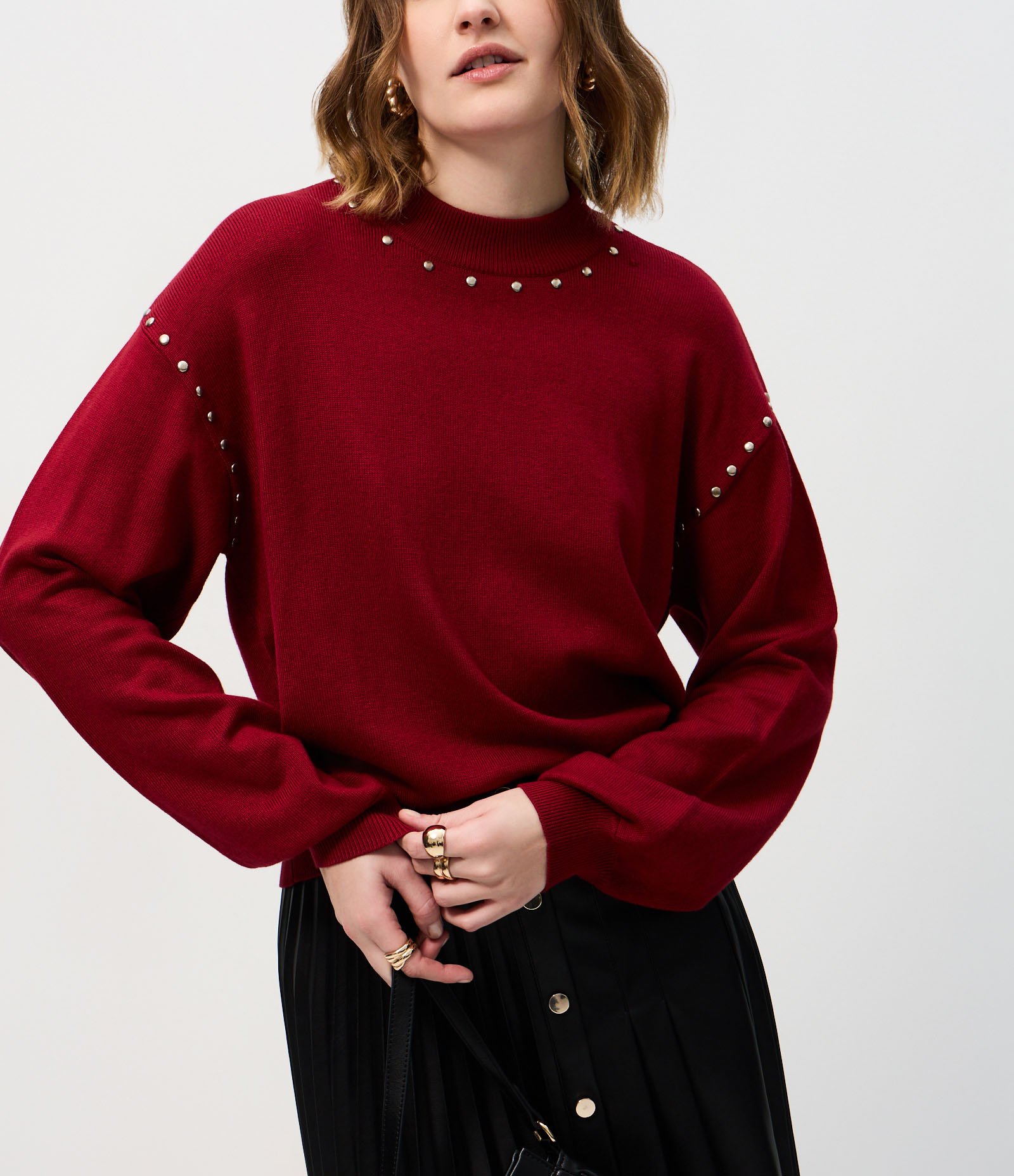 Suéter Regular em Tricô com Aplicação de Tachas Vermelho 4