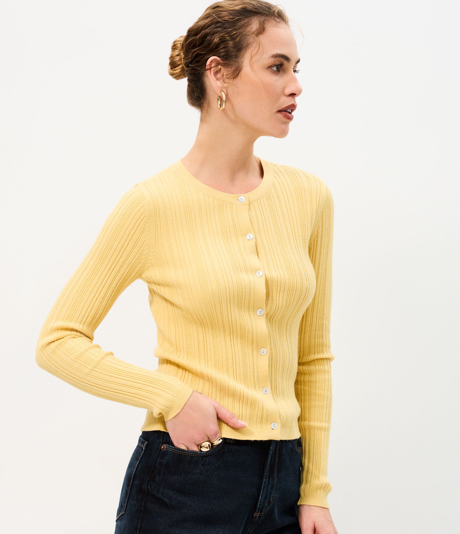 Cardigan Básico Ajustado em Tricô Canelado Amarelo 1