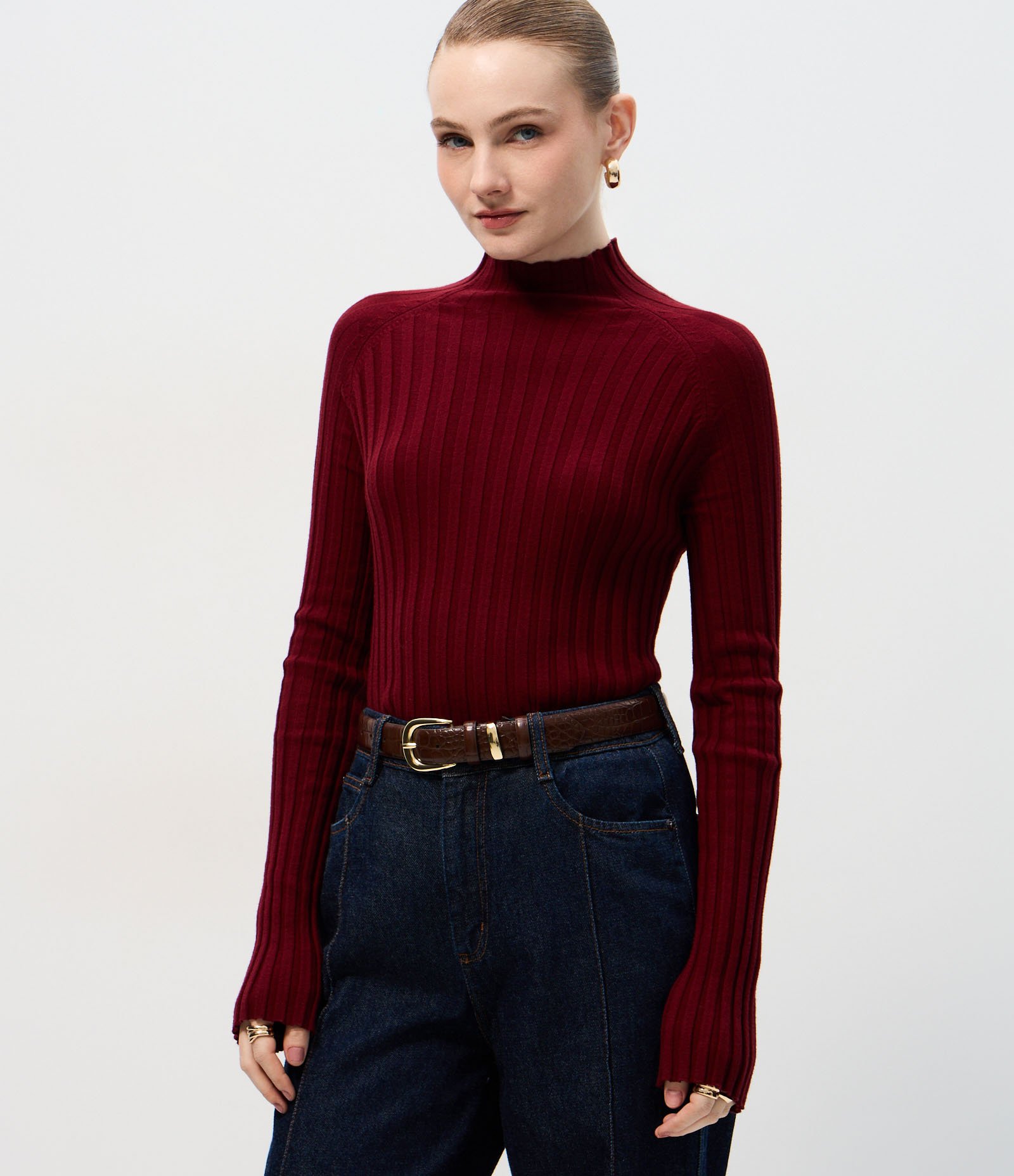 Blusa em Tricô com Gola Alta e Manga Longa Bordô 1