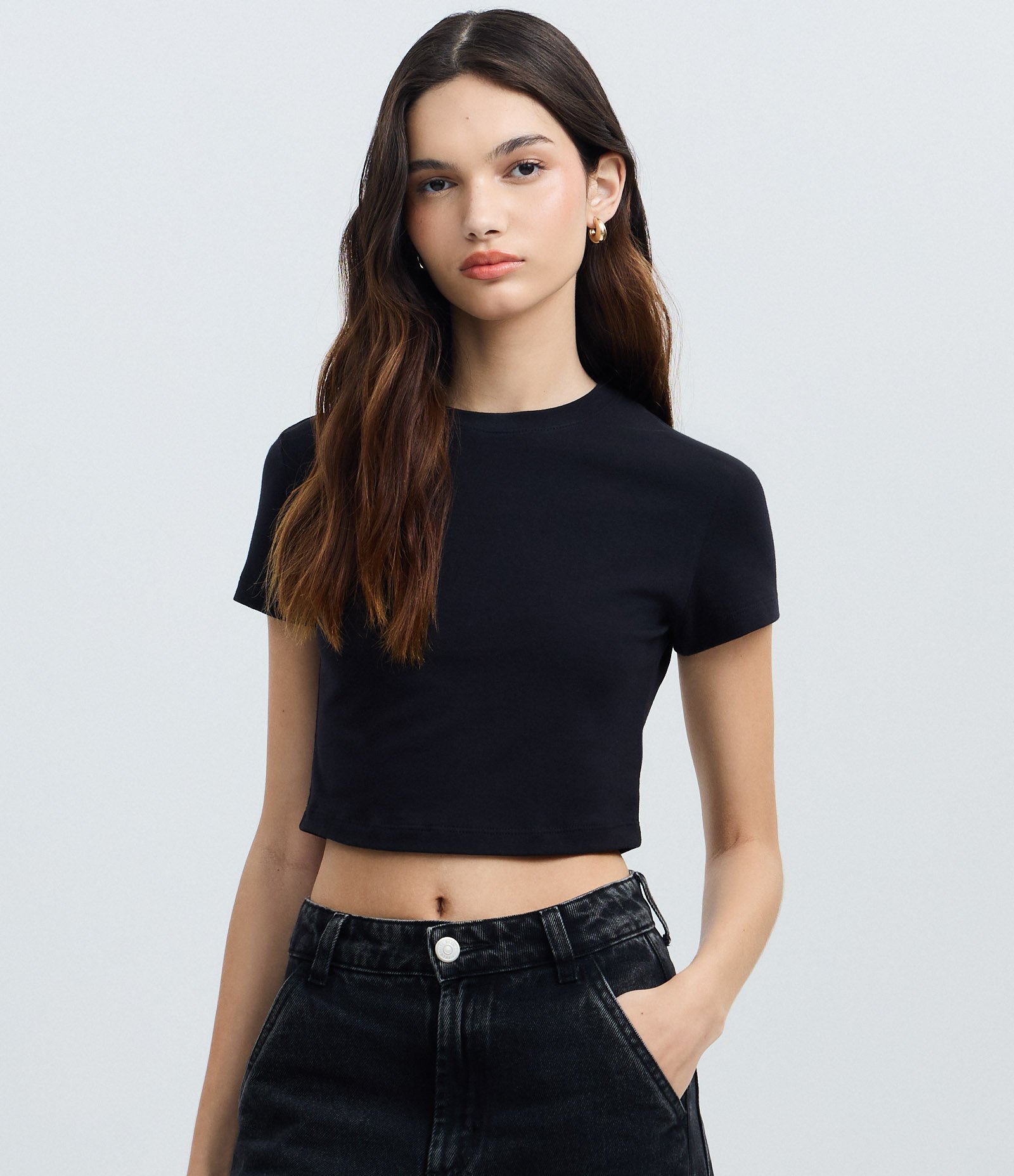 Blusa Cropped Manga Curta em Cotton Preto 1