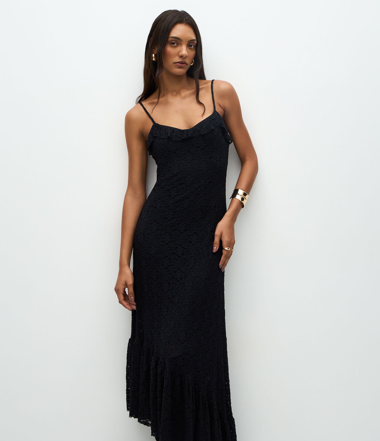 Vestido Midi em Renda com Alças Finas e Babados Preto 2