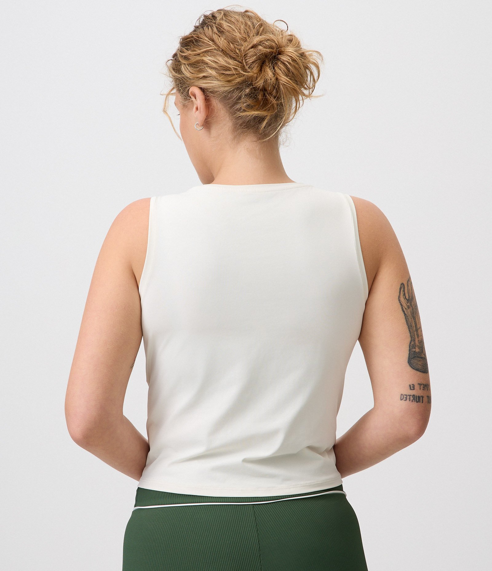 Regata Cropped Esportiva em Microfibra com Barra Transpassada Branco 6