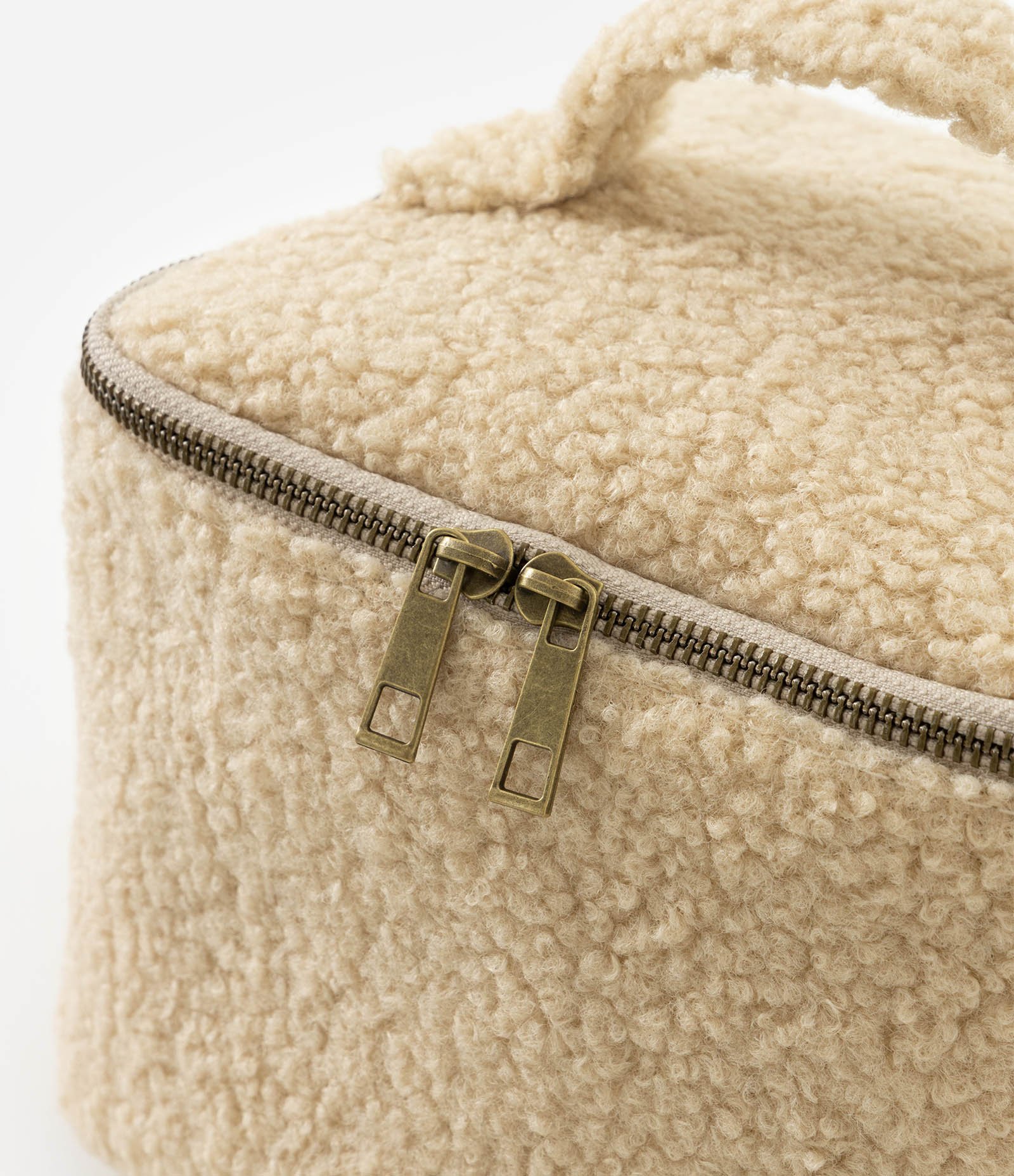 Necessaire Retangular Grande com Textura de Pelos Bege 4
