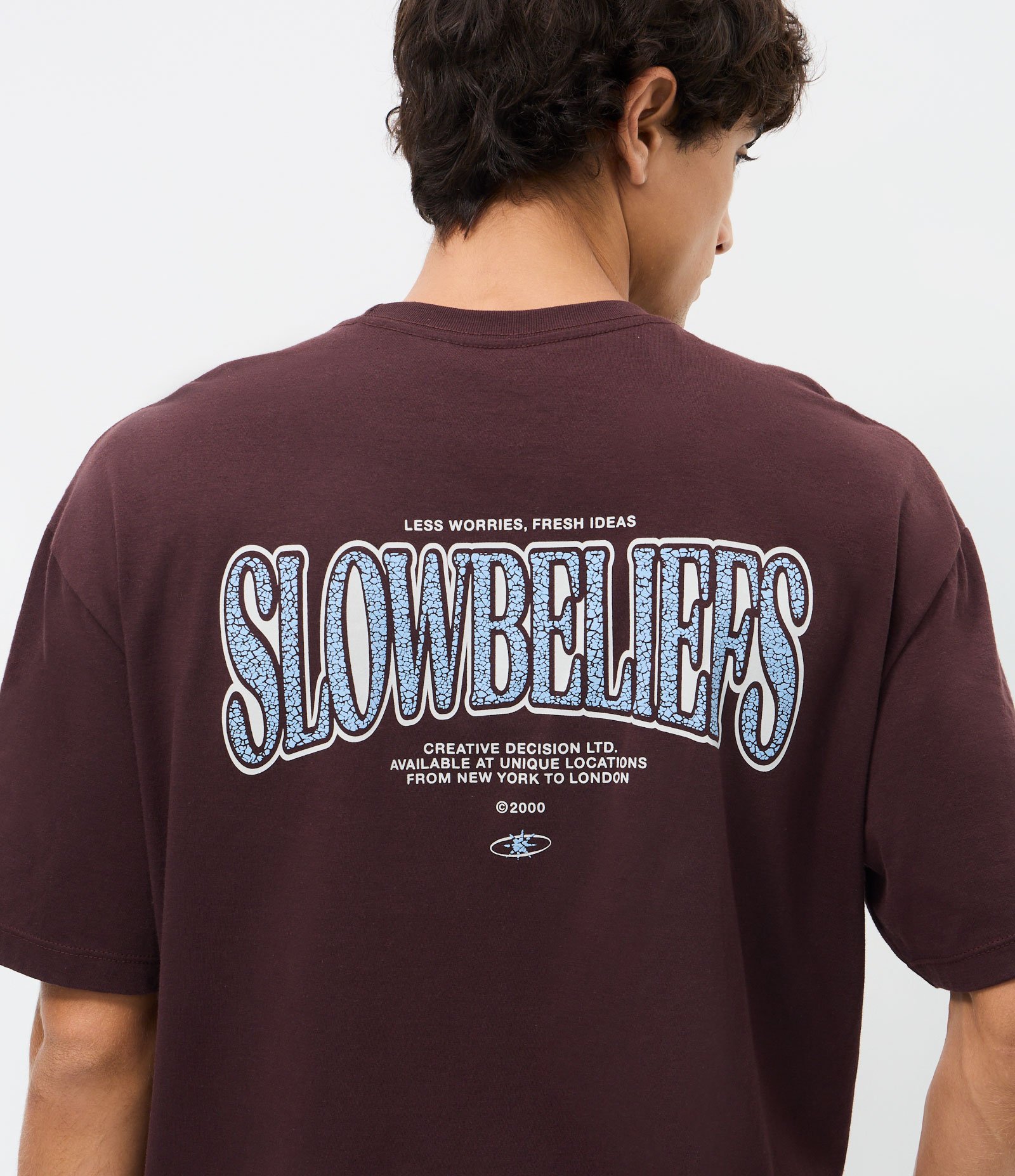 Camiseta Relaxed em Algodão com Lettering Marrom 4