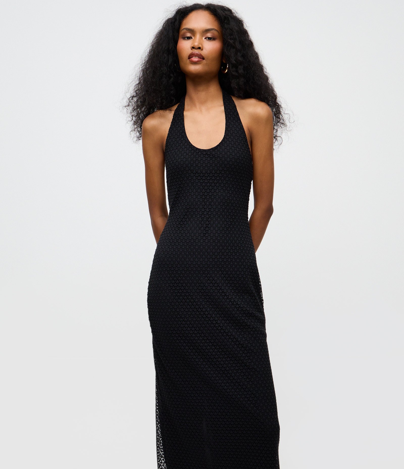 Vestido Midi Frente Única em Renda Preto 2