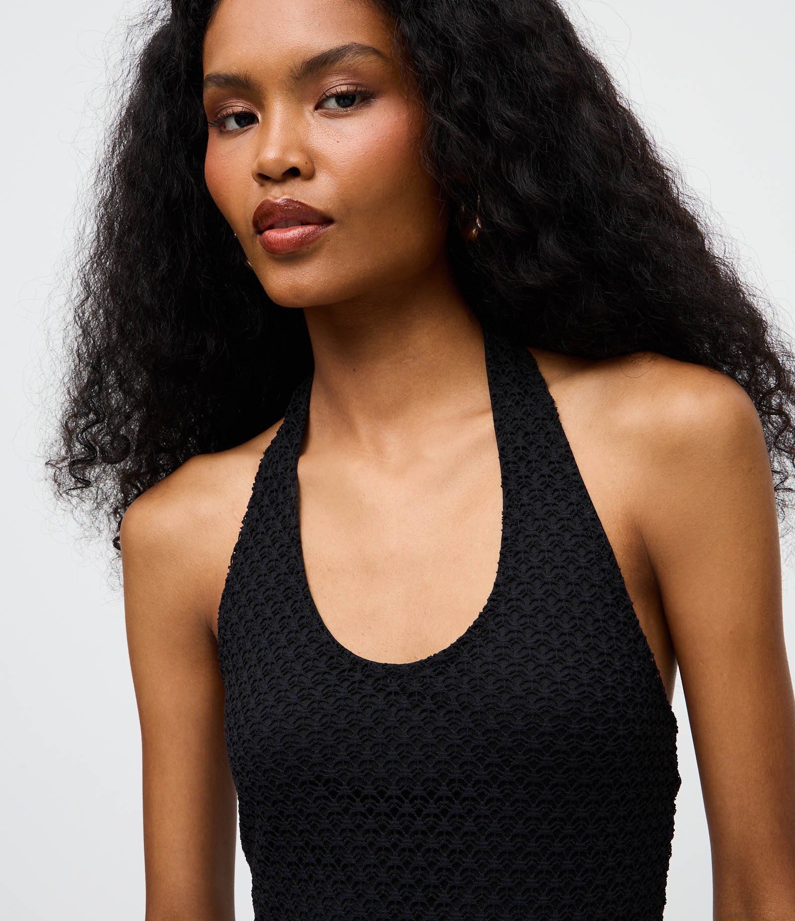 Vestido Midi Frente Única em Renda Preto 3