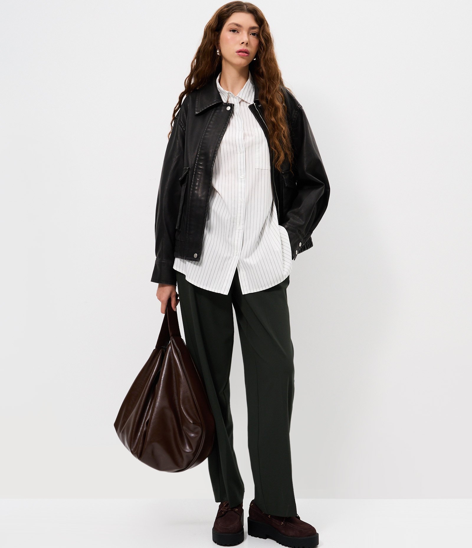 Camisa Alongada em Tricoline Listrada com Bolso Frontal Branco 2