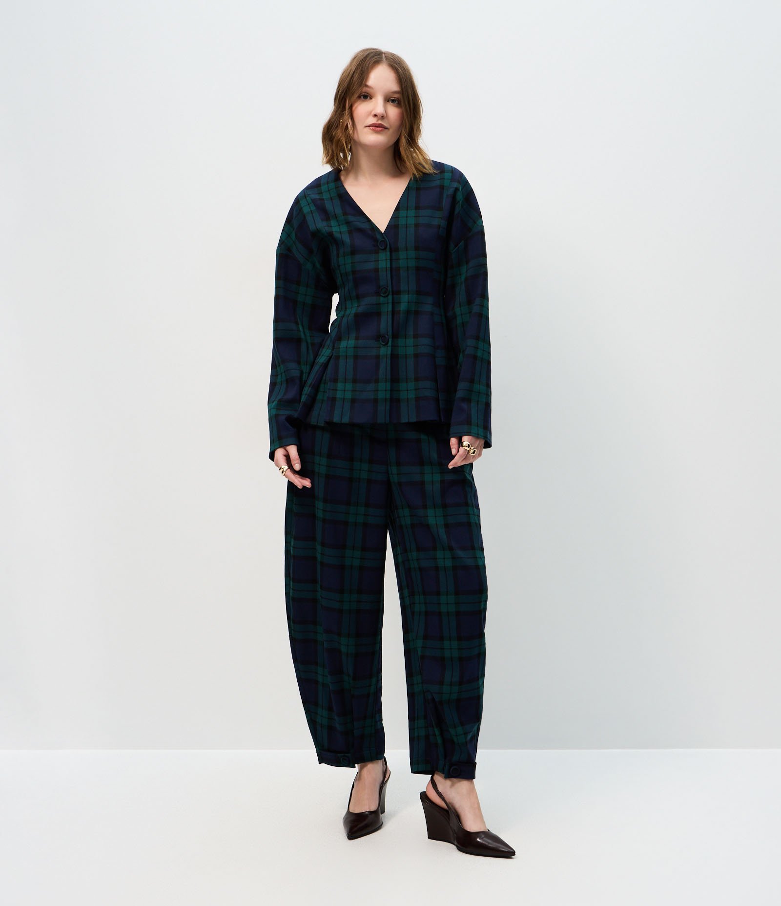 Calça Barrel Alfaiatada com Estampa Xadrez Verde/Azul 1